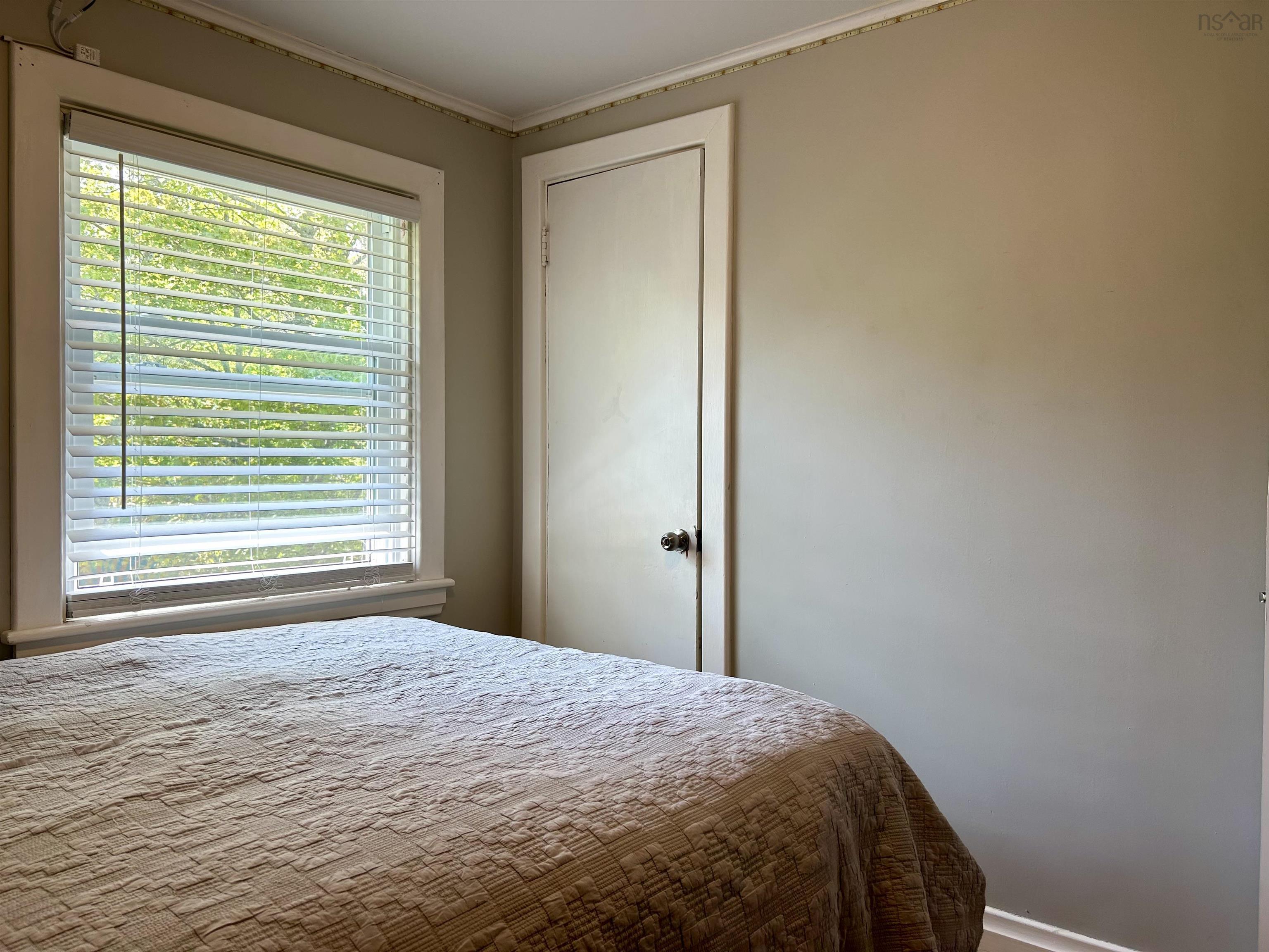 $289,900.00: 37 Regent Street, Amherst