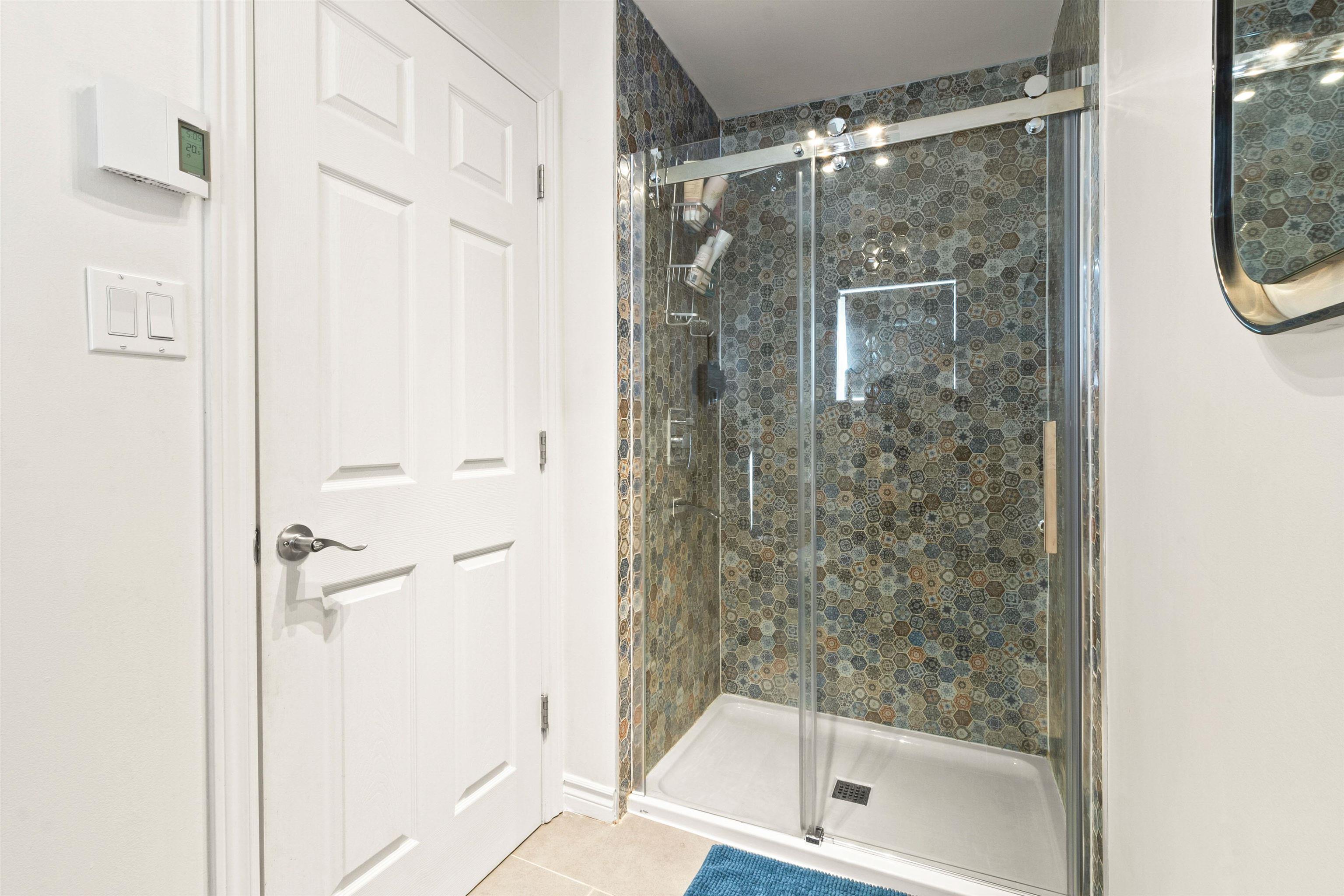 $1,249,900.00: 122 Peregrine Crescent, Bedford