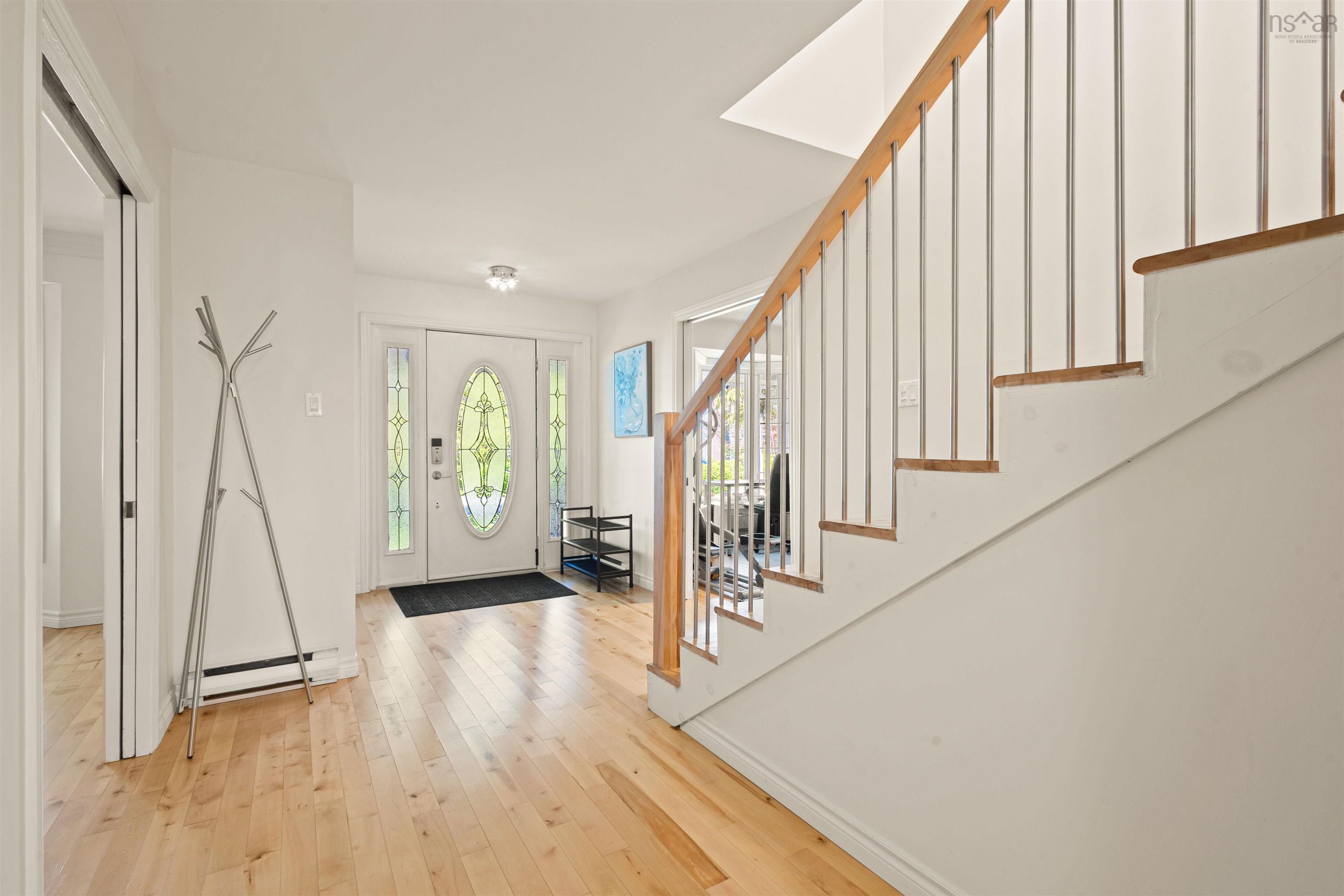 $1,249,900.00: 122 Peregrine Crescent, Bedford