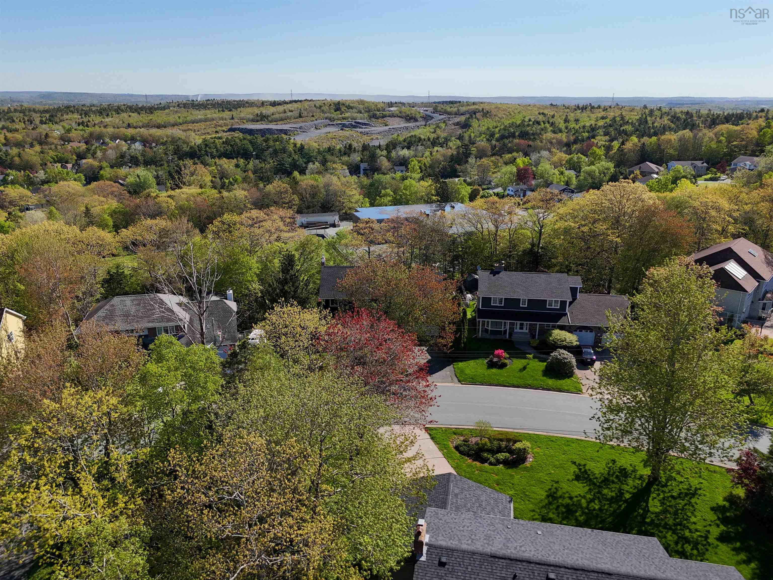 $1,249,900.00: 122 Peregrine Crescent, Bedford