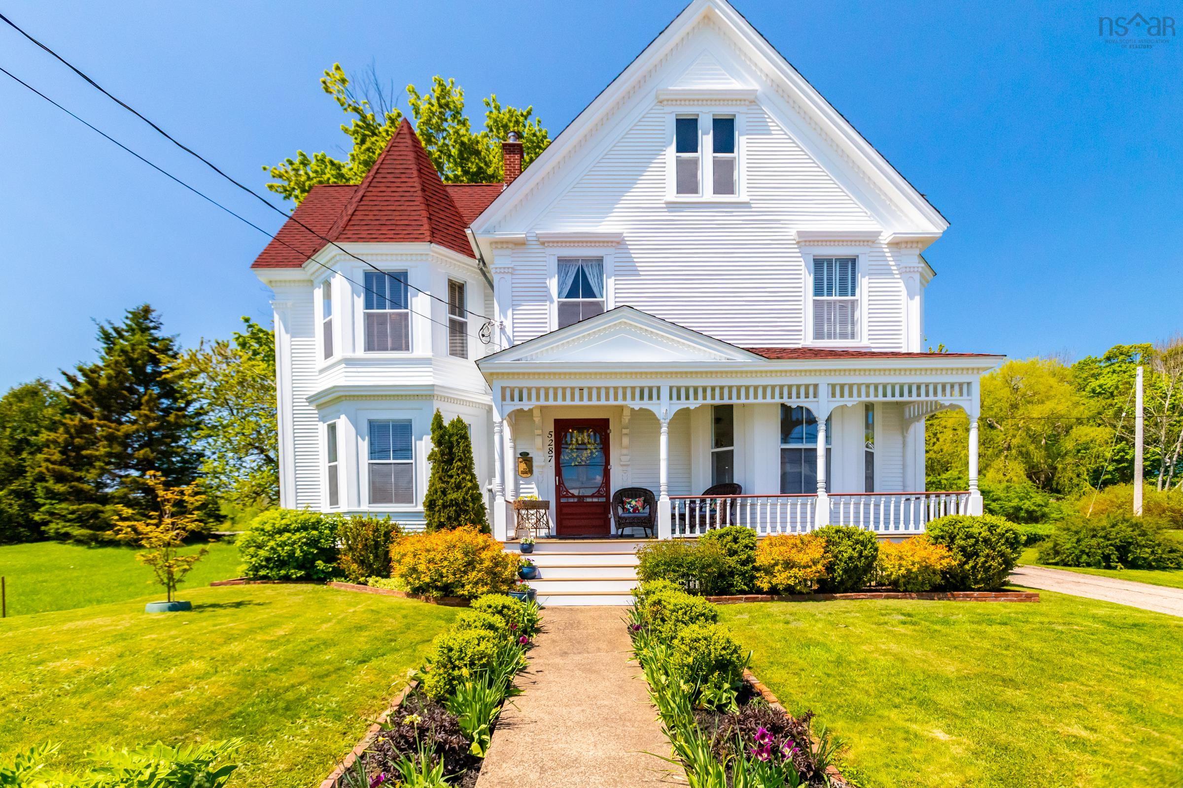 $829,000.00: 5287 Granville Road, Granville Ferry