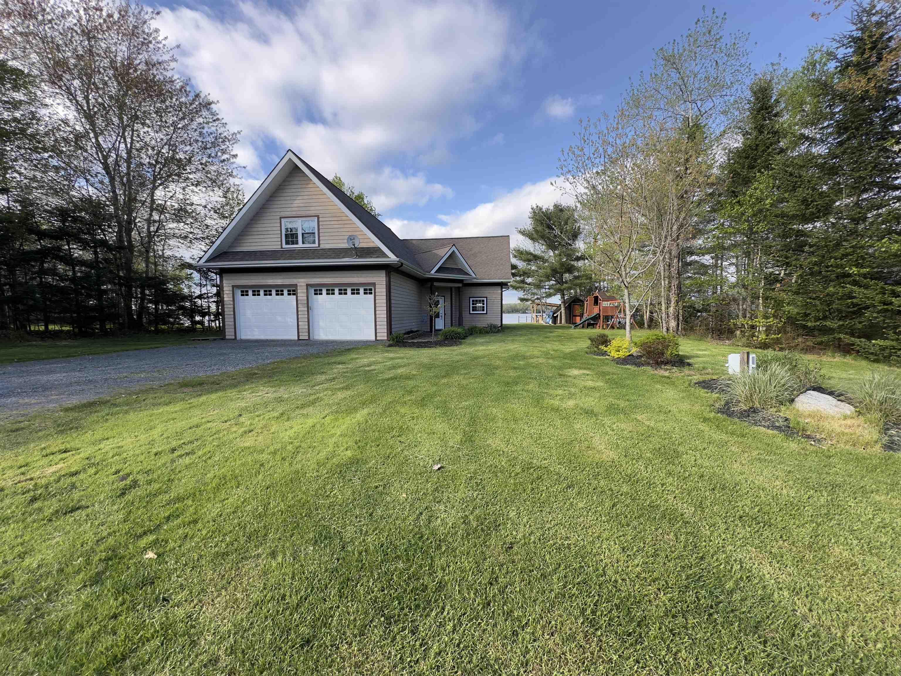 $1,199,000.00: 390 A Stewart Road, Shortts Lake