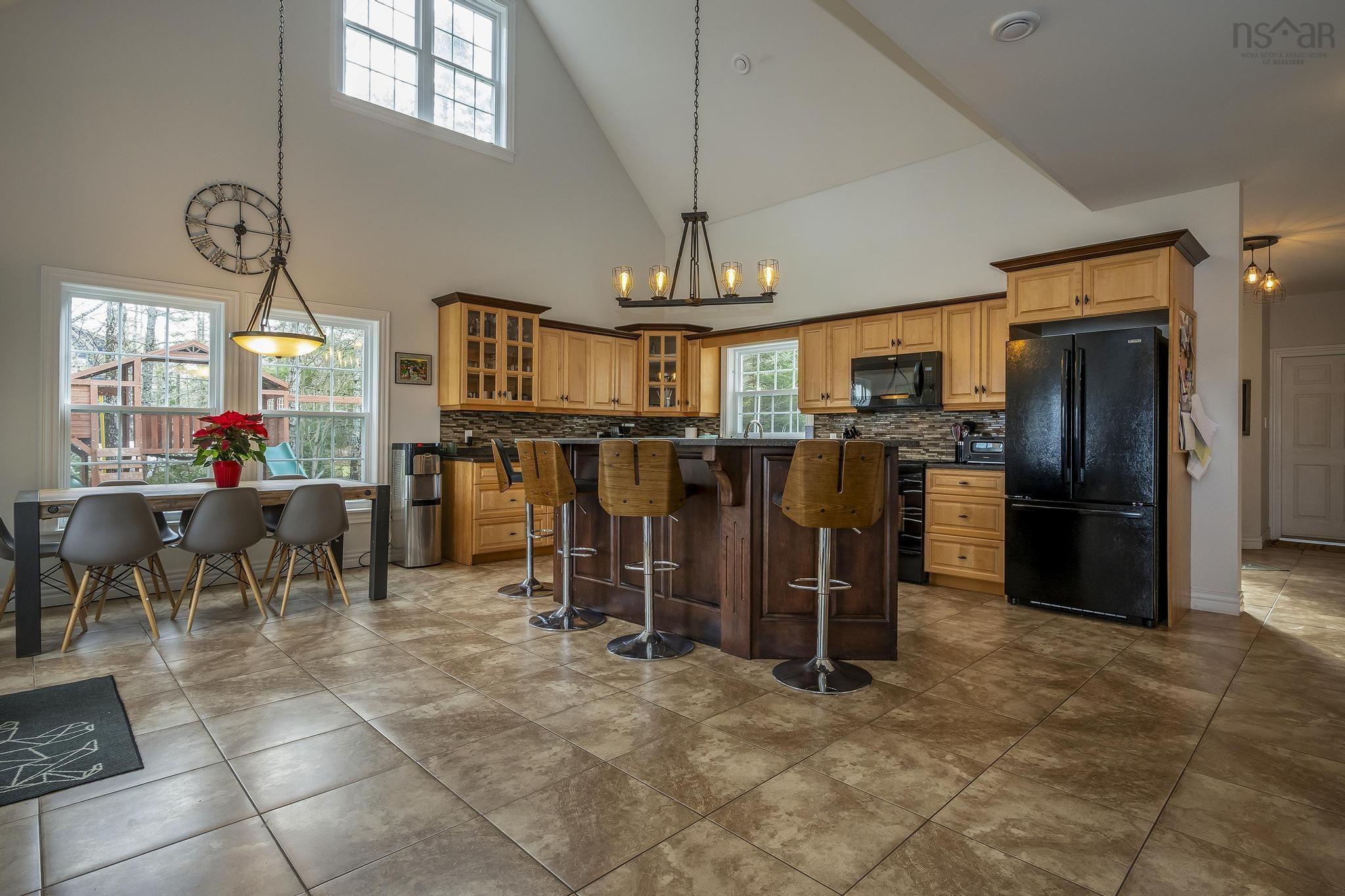 $1,199,000.00: 390 A Stewart Road, Shortts Lake