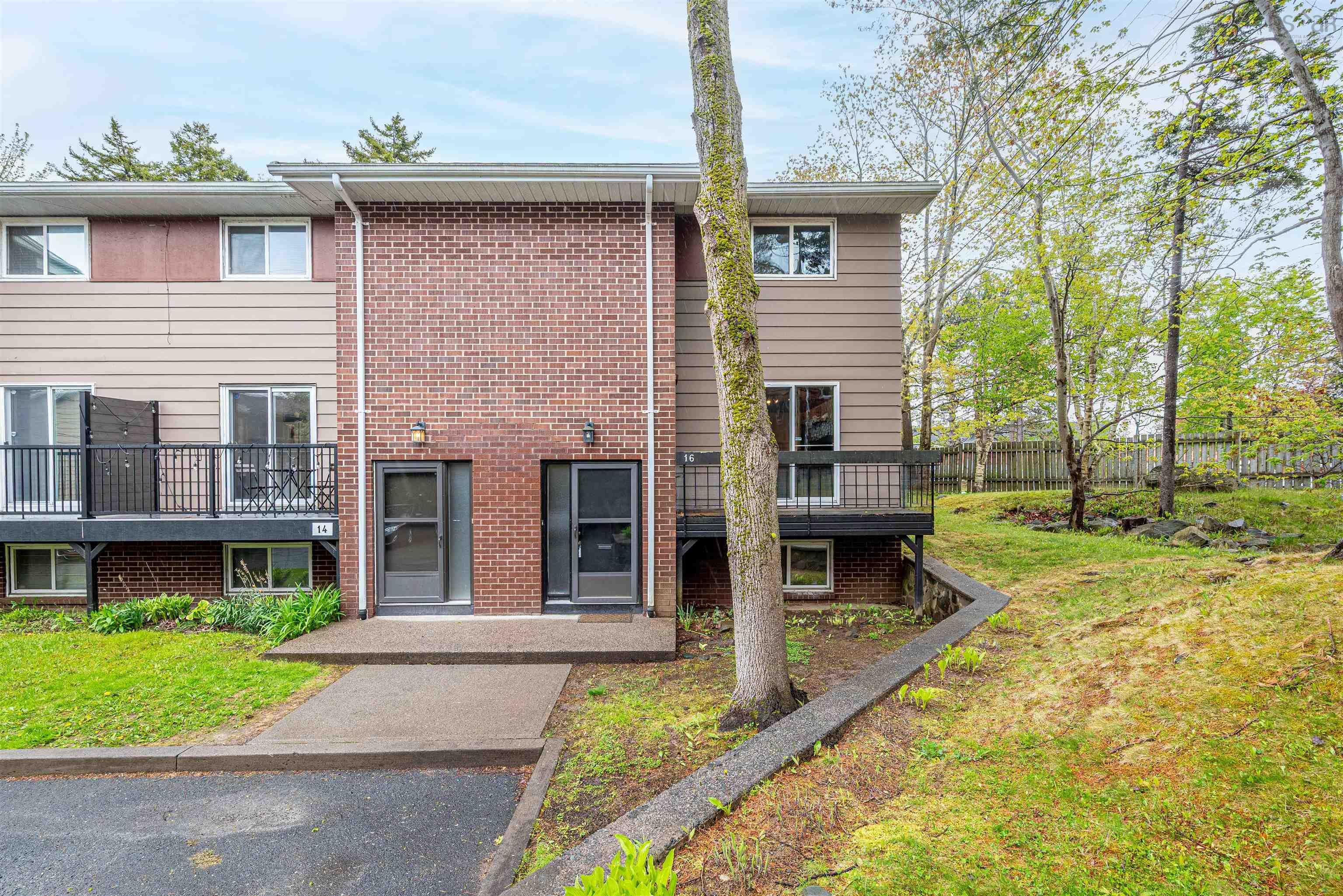 16 Stoneybrook Court, Clayton Park, NS (MLS® 202512839)