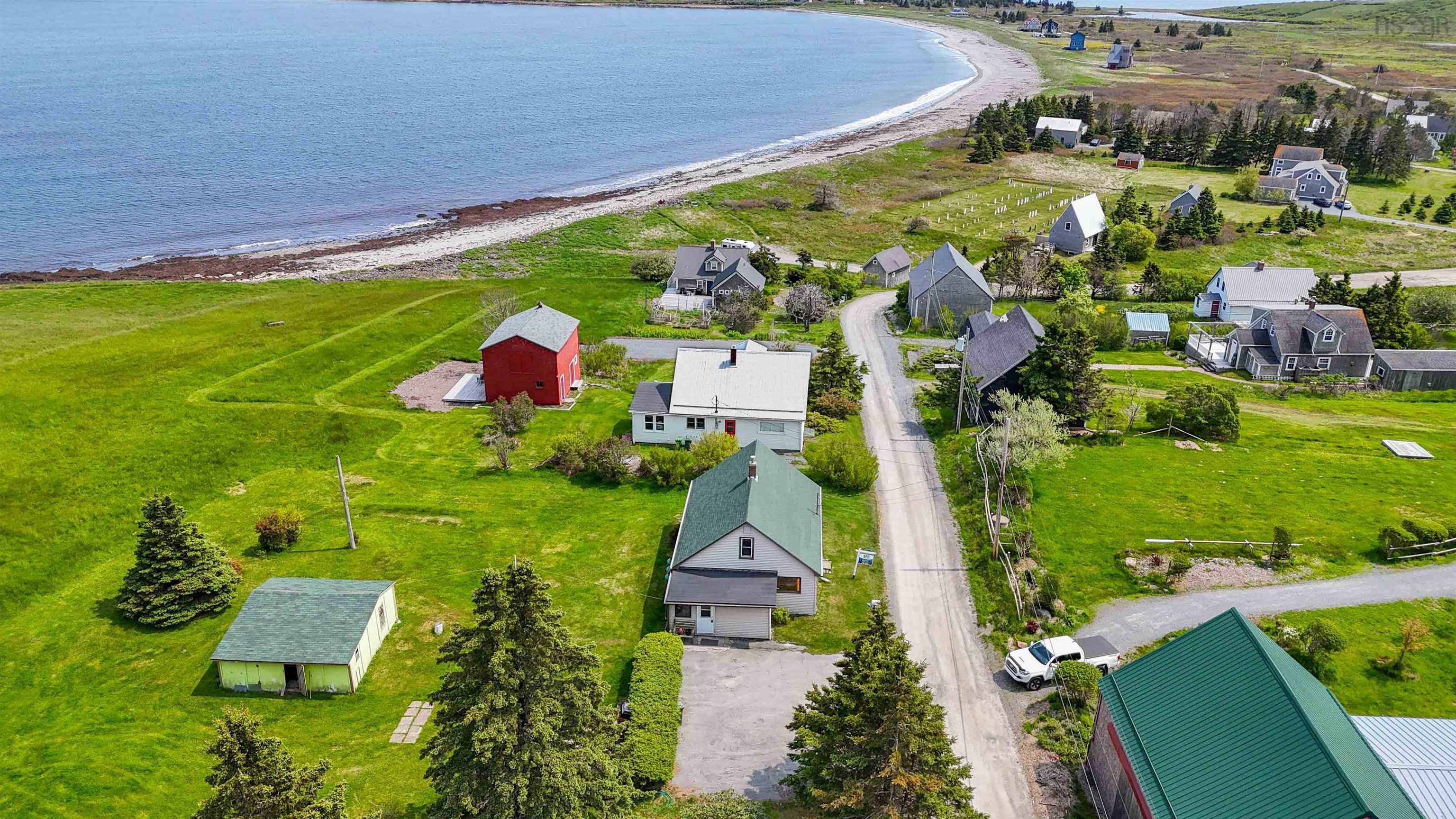 $899,900.00: 79 Mosher Road, Kingsburg