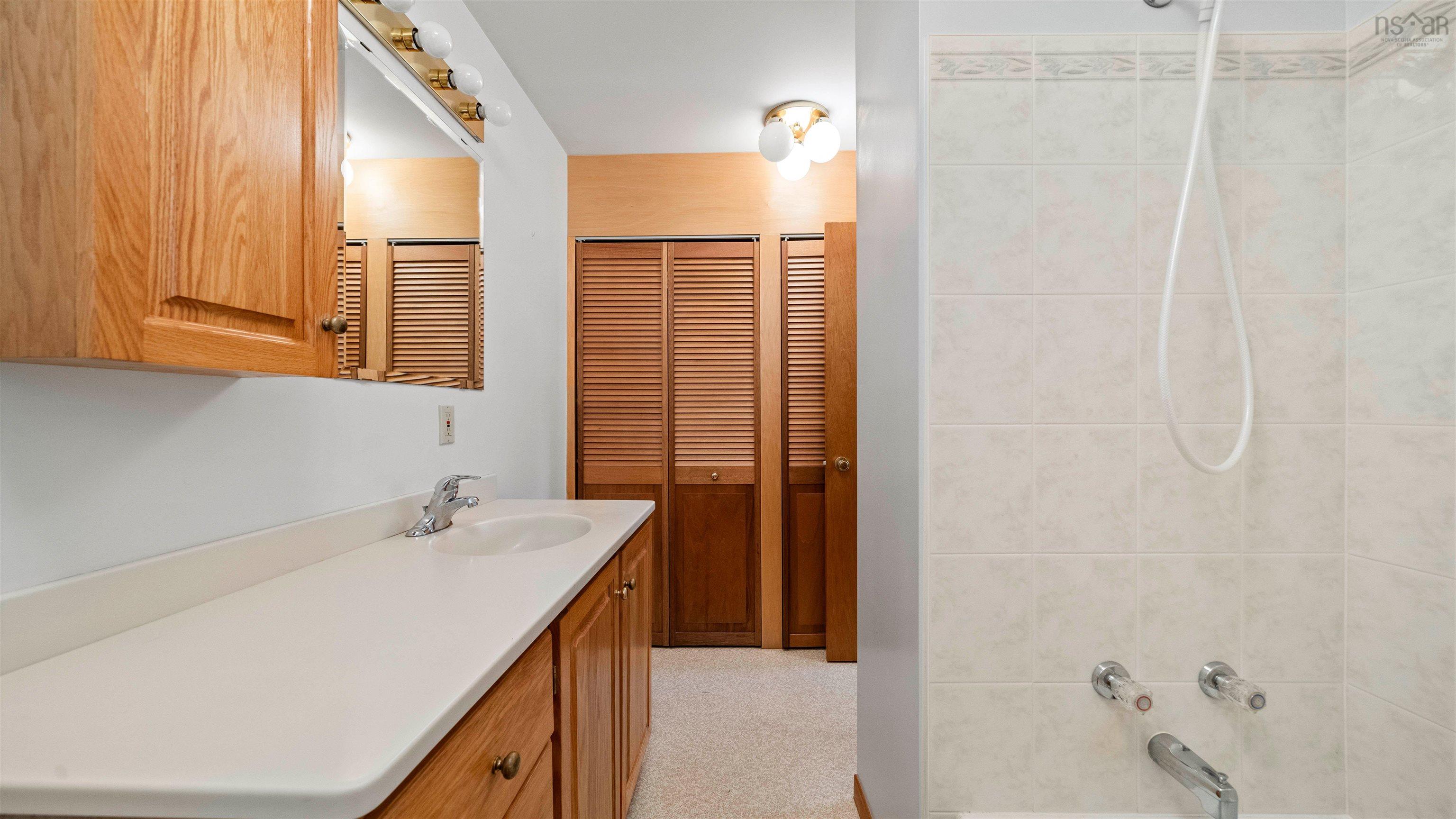 $599,900.00: 14 Nightingale Drive, Halifax