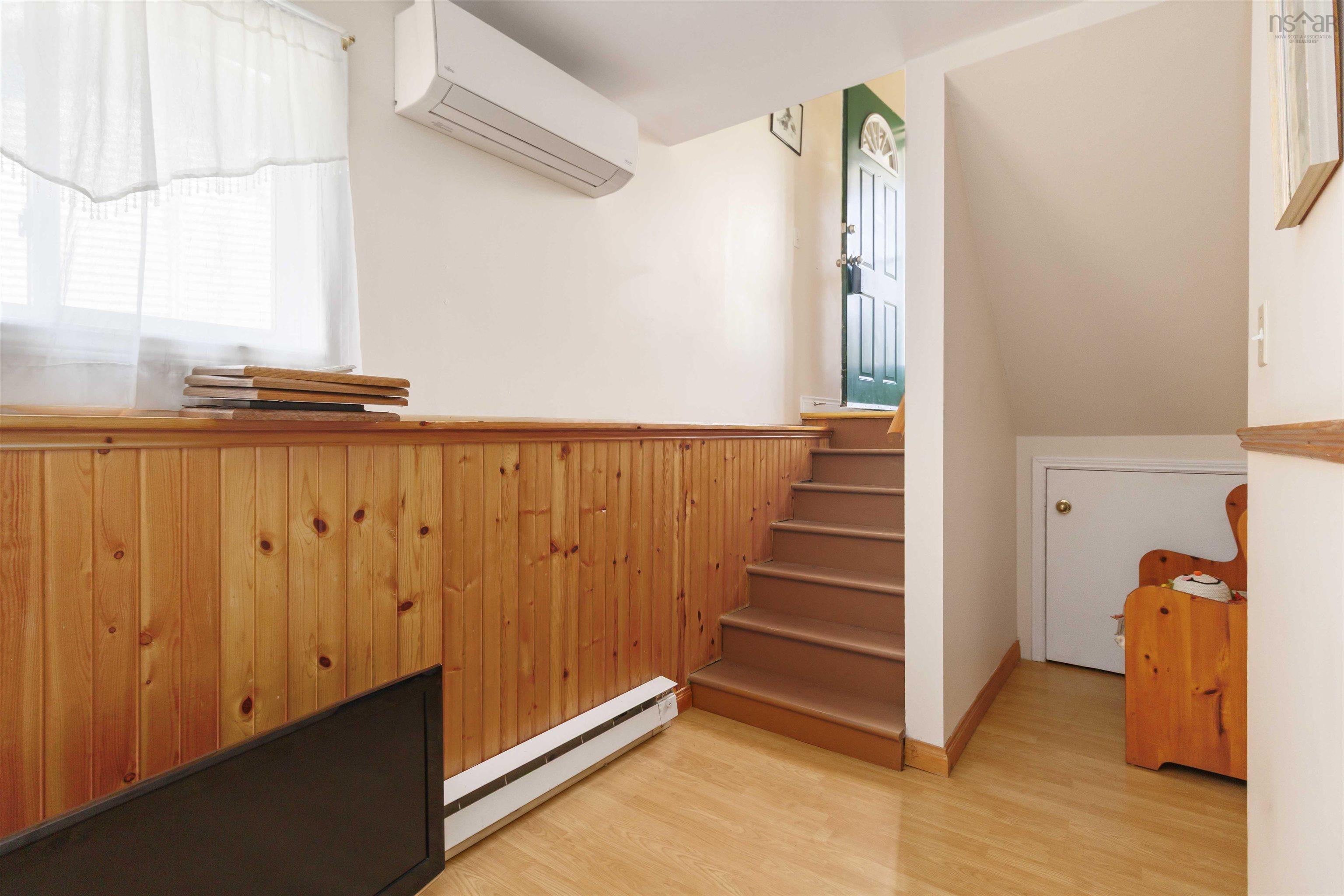 $389,900.00: 15 Contessa, Lower Sackville