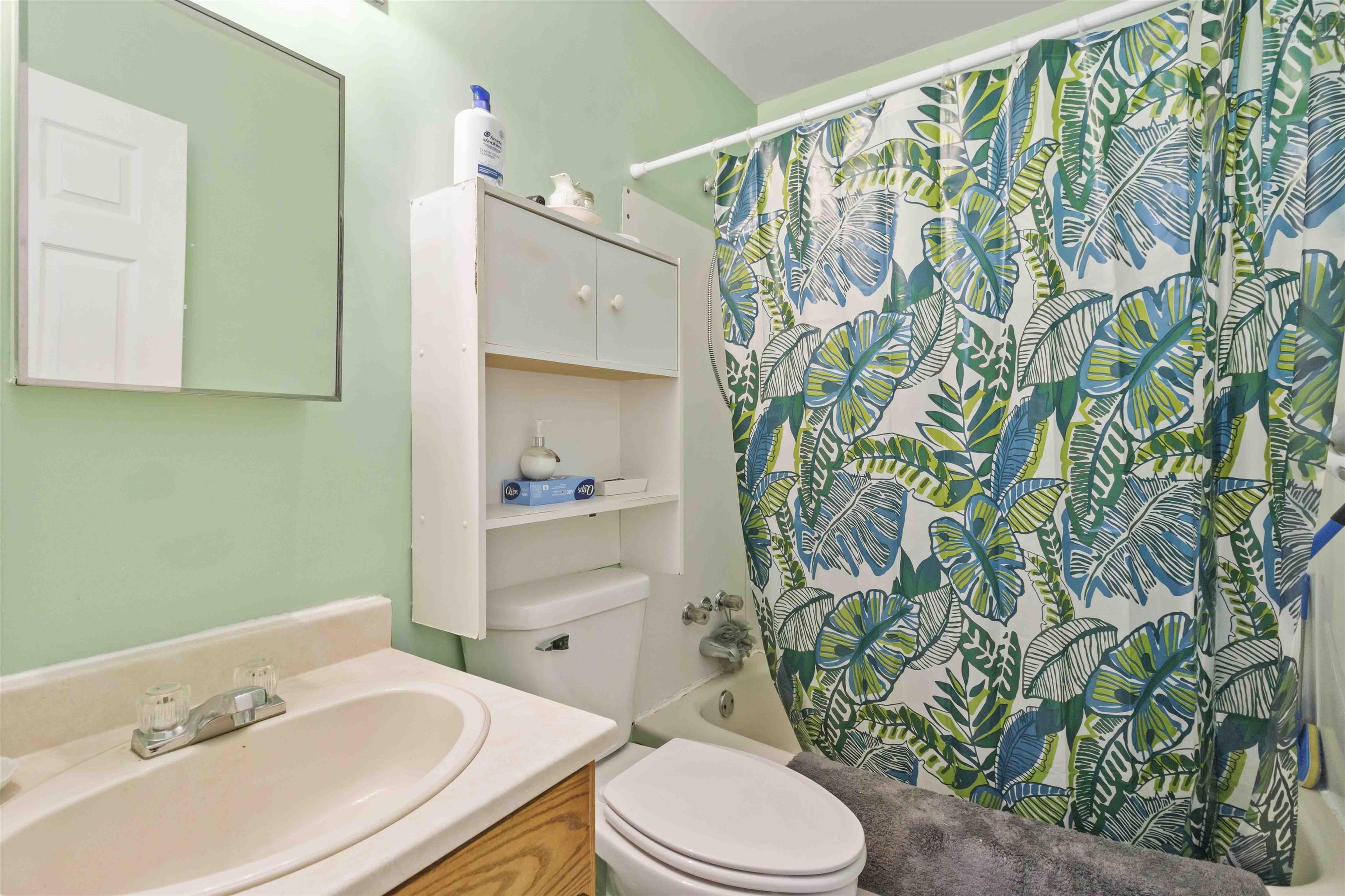 $389,900.00: 15 Contessa, Lower Sackville