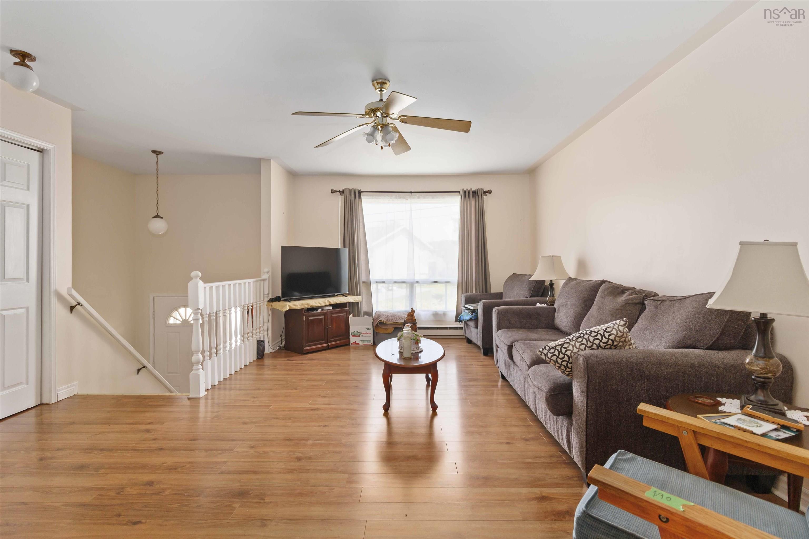 $389,900.00: 15 Contessa, Lower Sackville