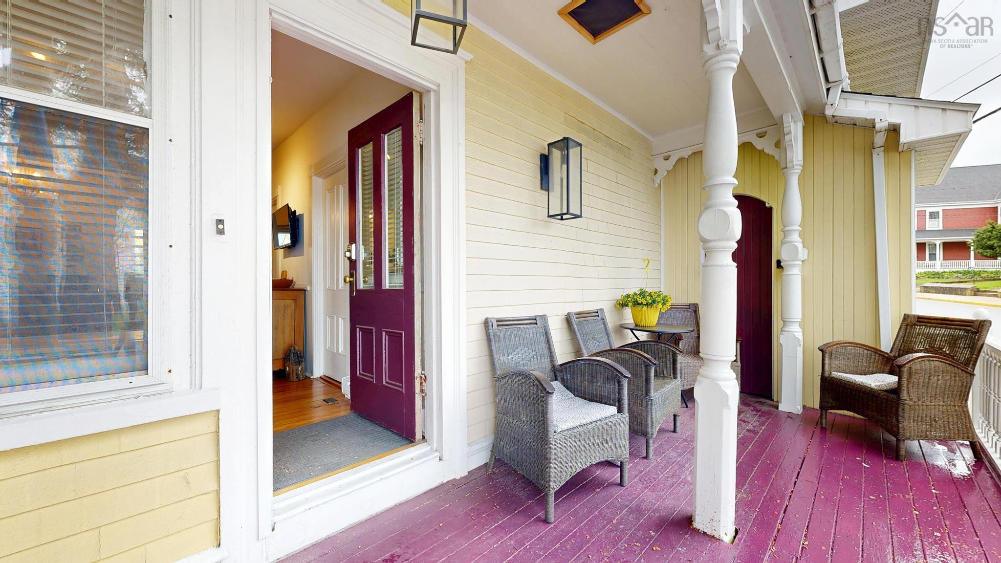 $1,200,000.00: 558 Main Street, Mahone Bay