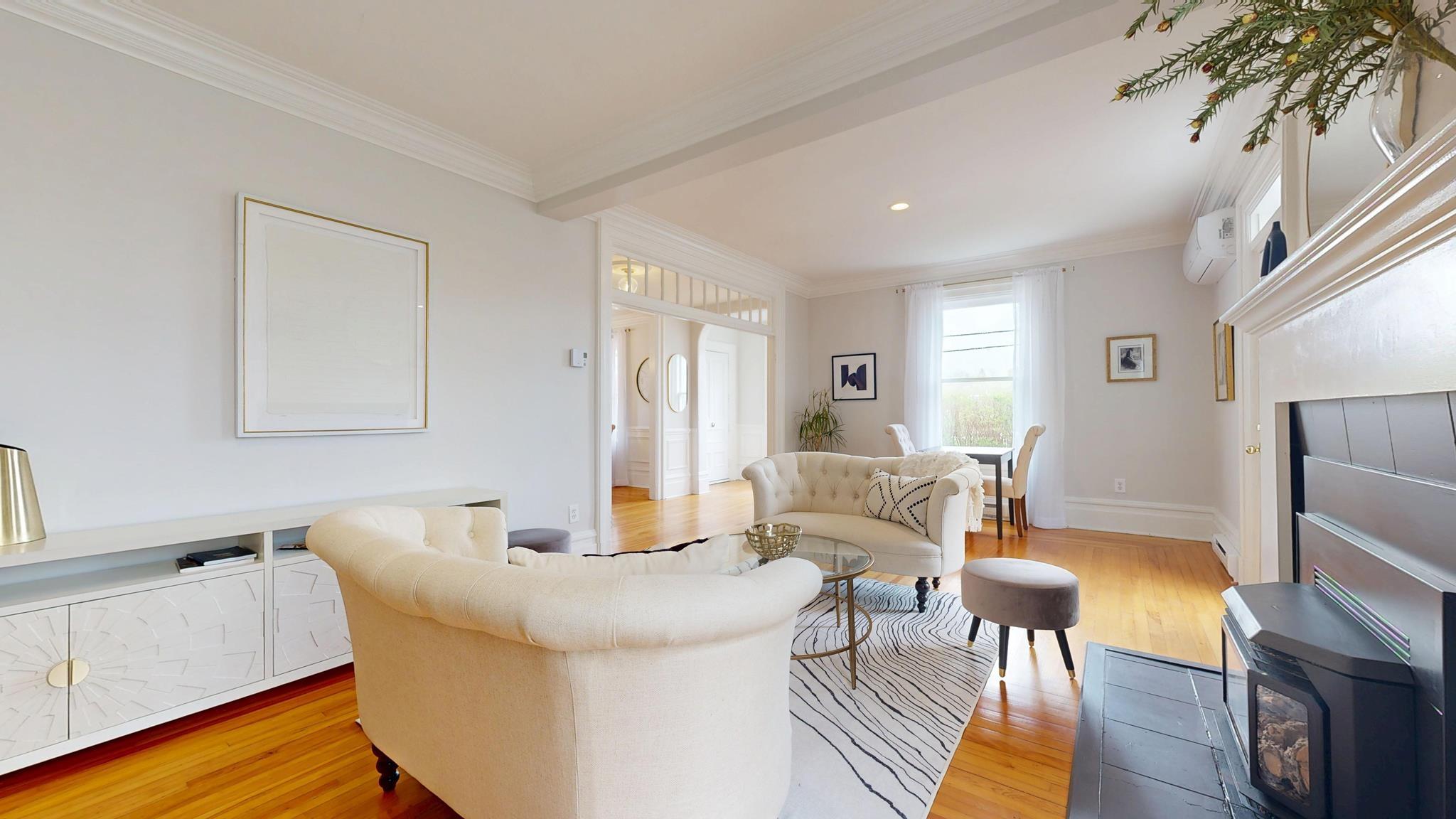 $1,200,000.00: 558 Main Street, Mahone Bay