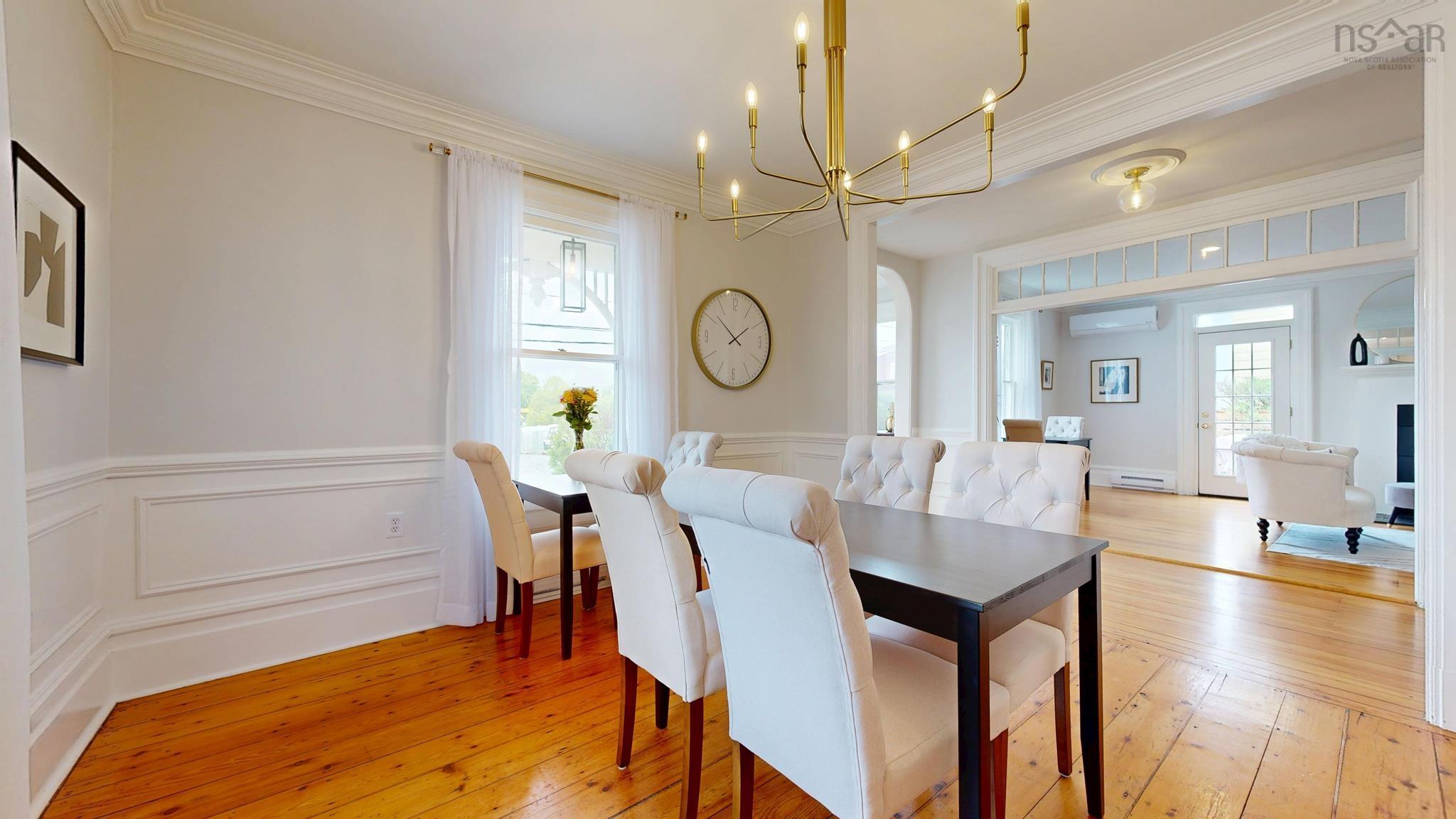 $1,200,000.00: 558 Main Street, Mahone Bay