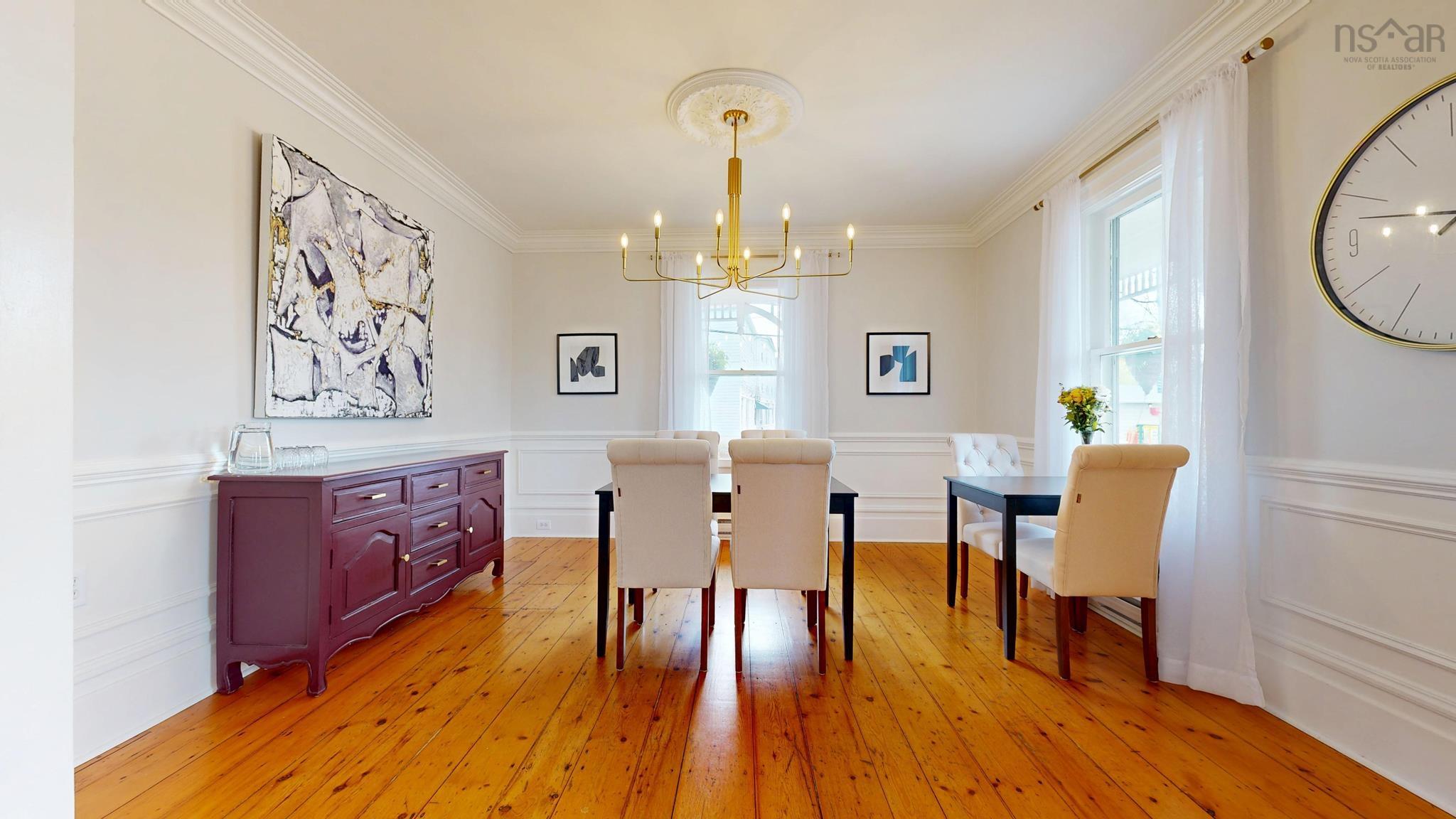 $1,200,000.00: 558 Main Street, Mahone Bay