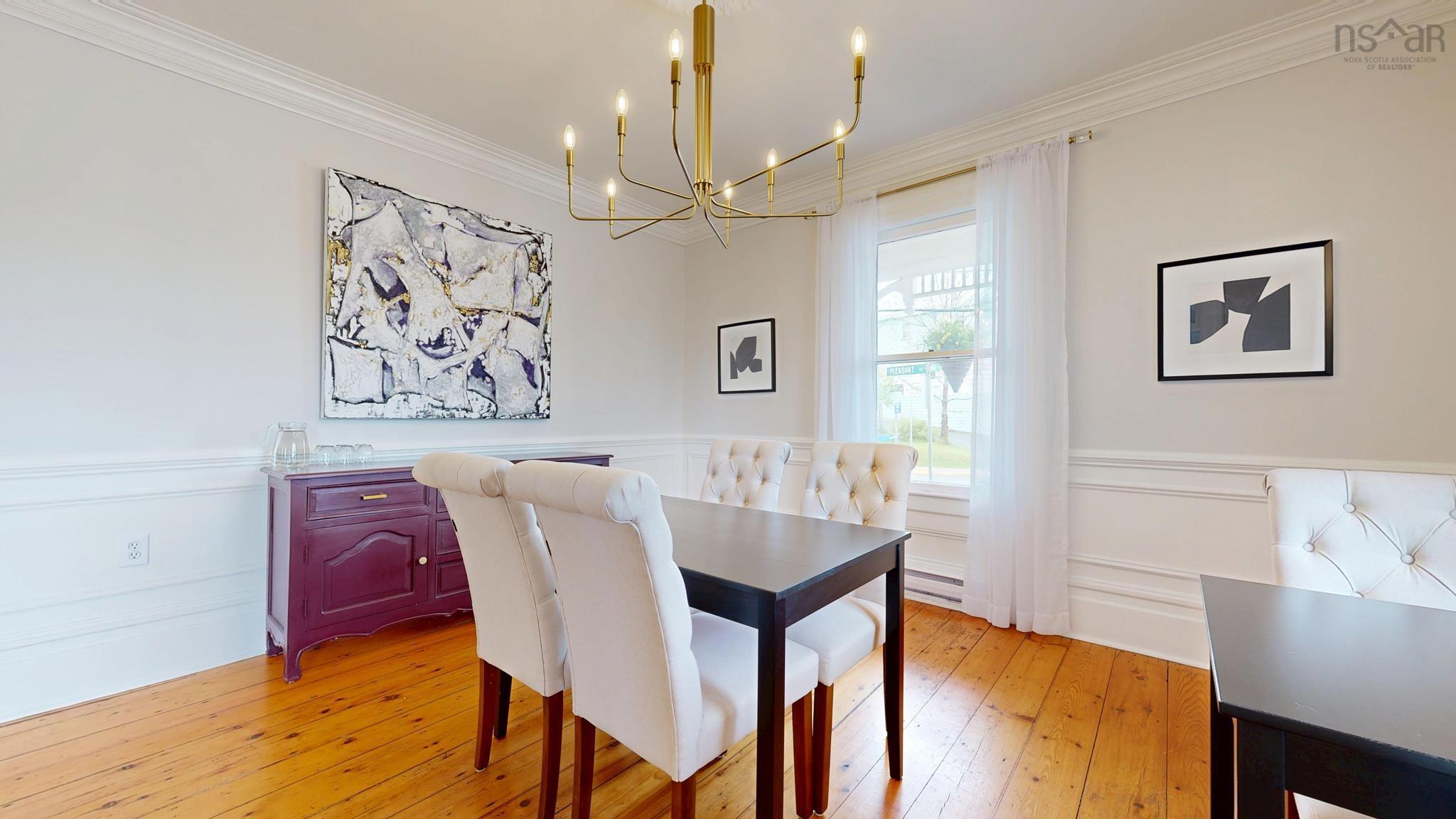 $1,200,000.00: 558 Main Street, Mahone Bay