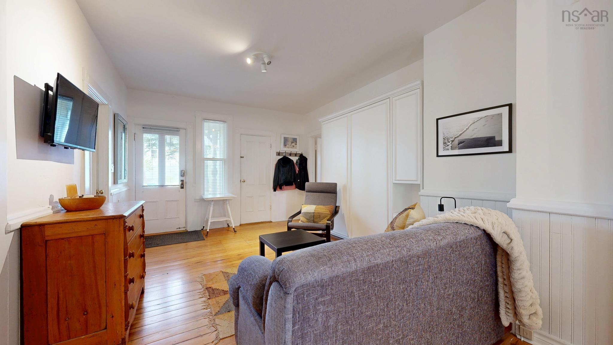$1,200,000.00: 558 Main Street, Mahone Bay