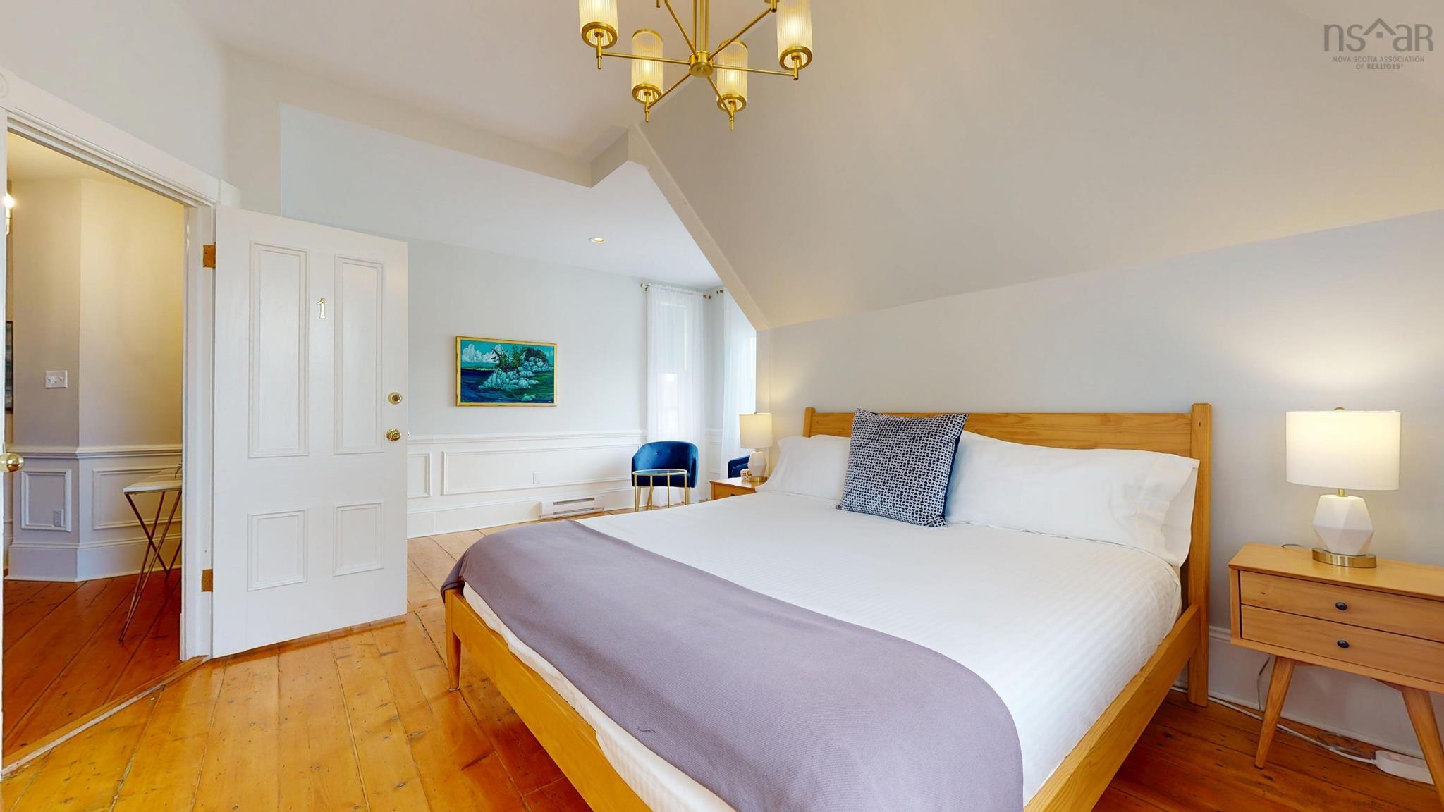 $1,200,000.00: 558 Main Street, Mahone Bay