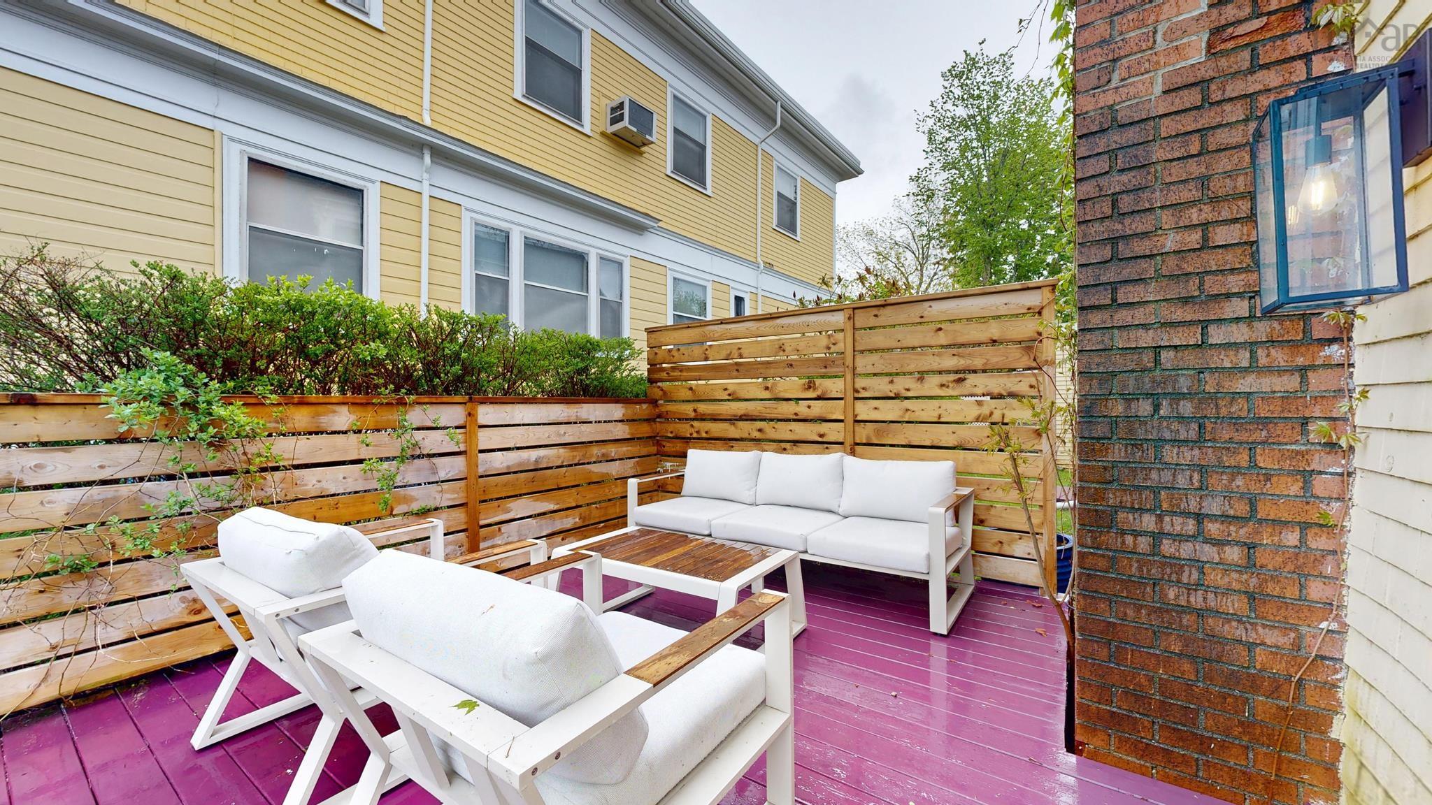$1,200,000.00: 558 Main Street, Mahone Bay