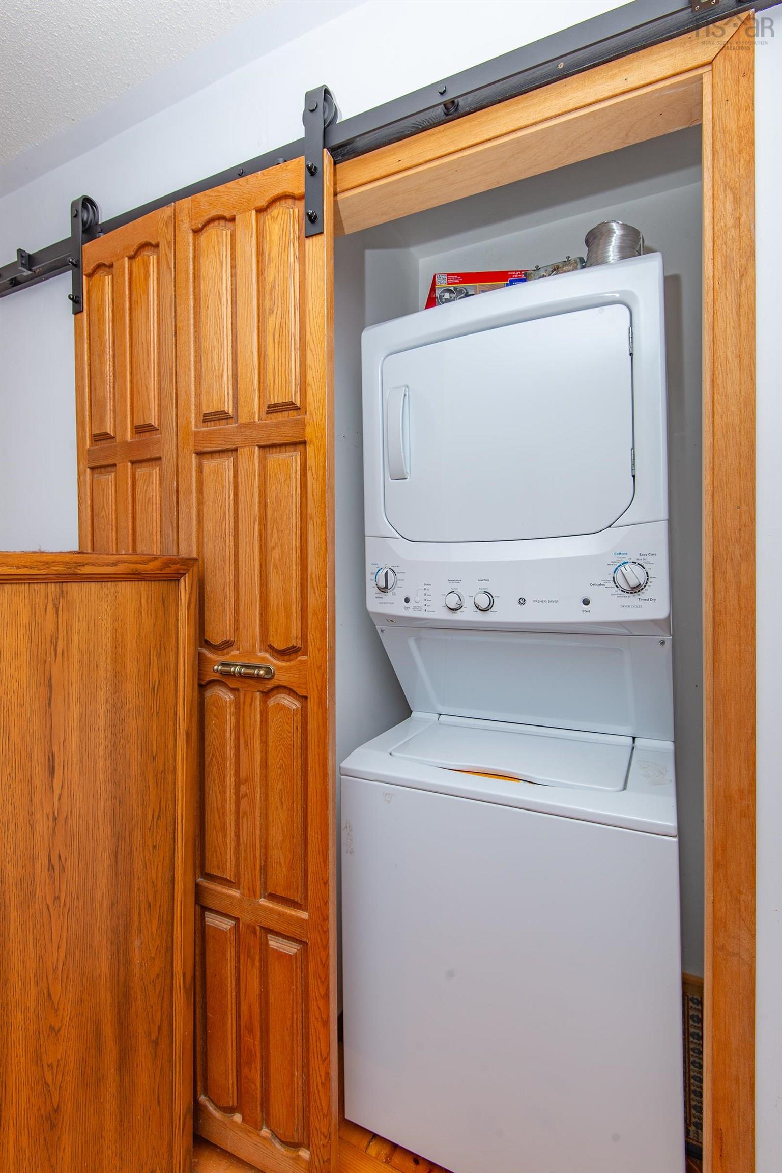 $476,900.00: 7215 Highway 101, Plympton