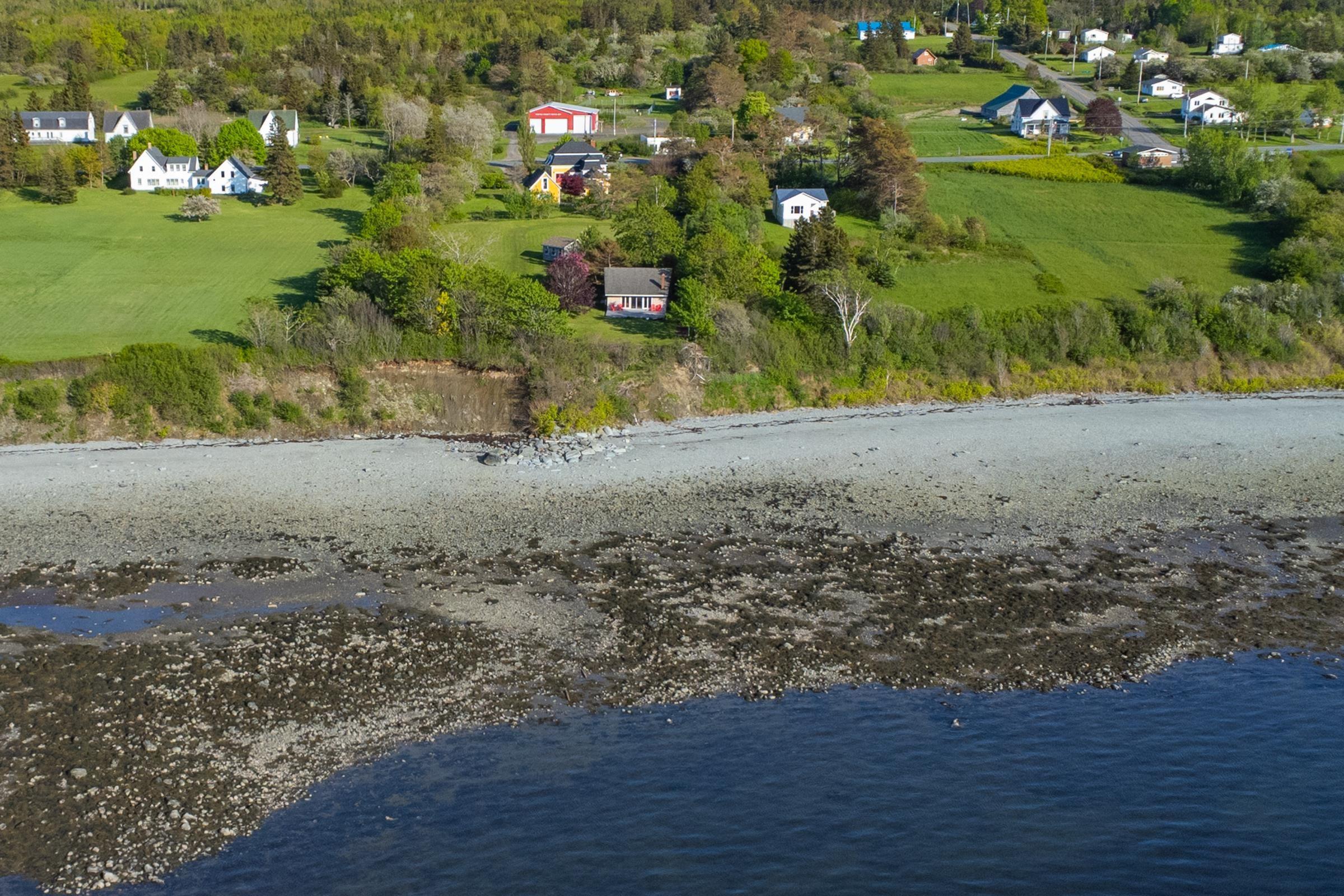 $476,900.00: 7215 Highway 101, Plympton