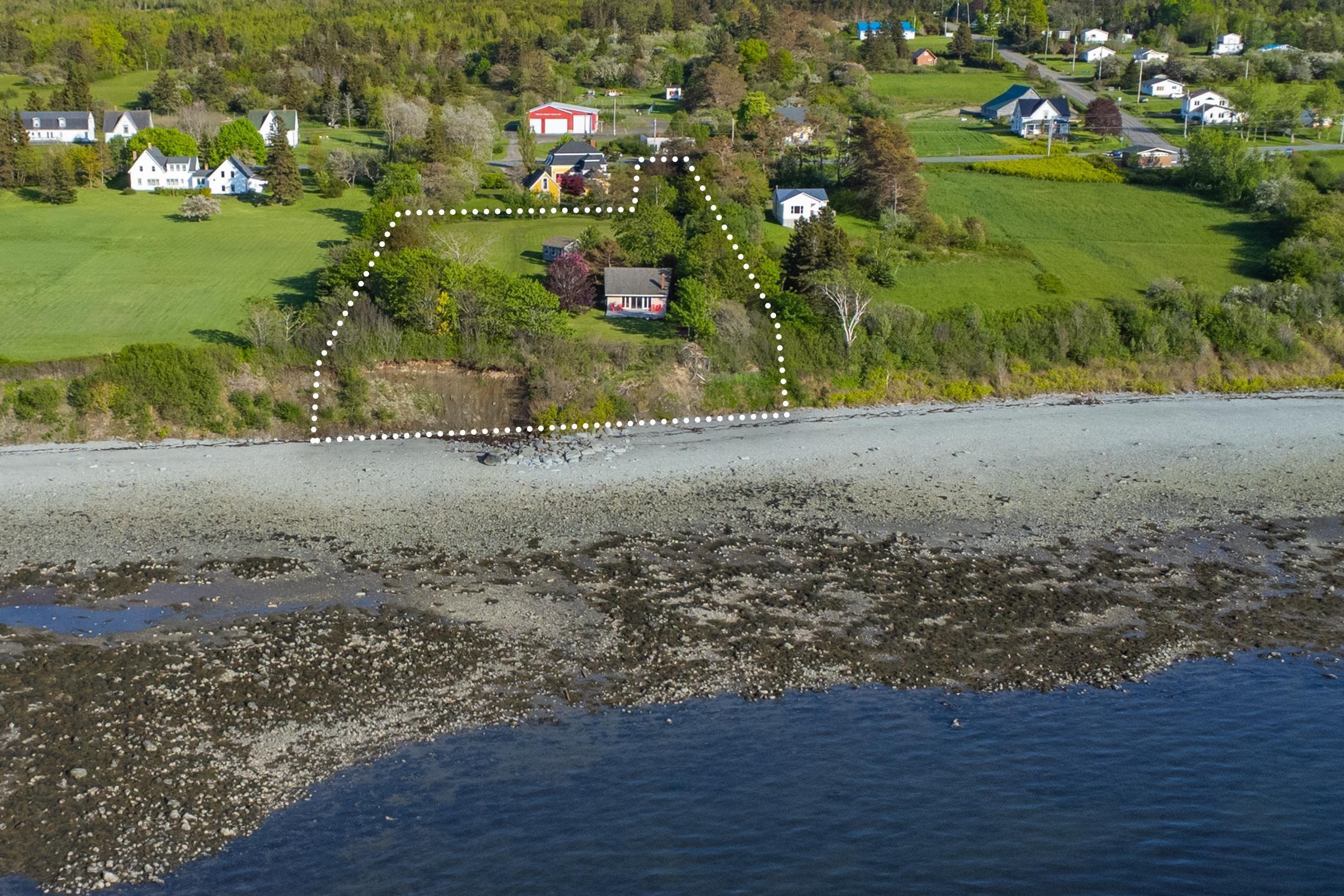 $476,900.00: 7215 Highway 101, Plympton