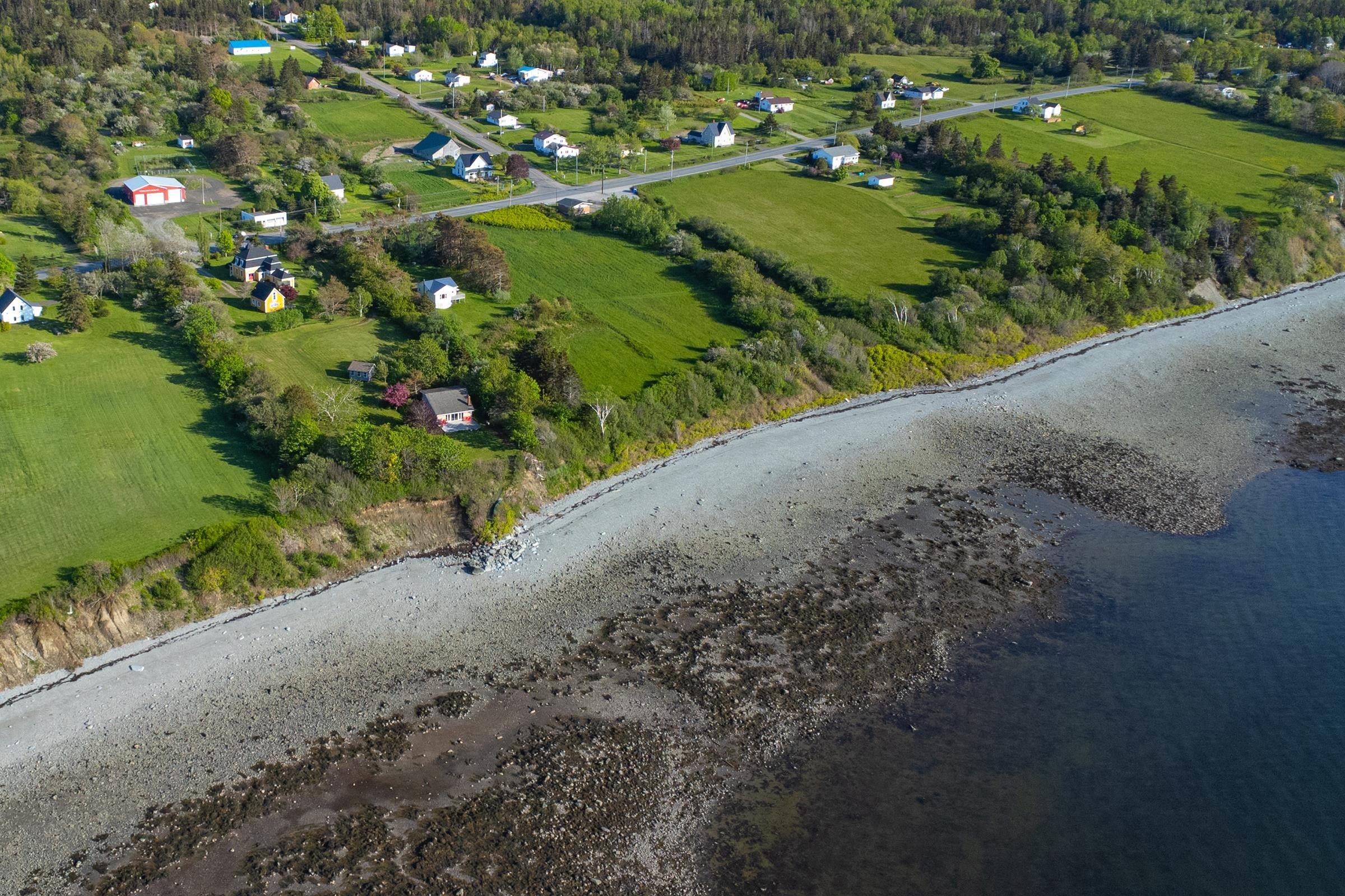 $476,900.00: 7215 Highway 101, Plympton