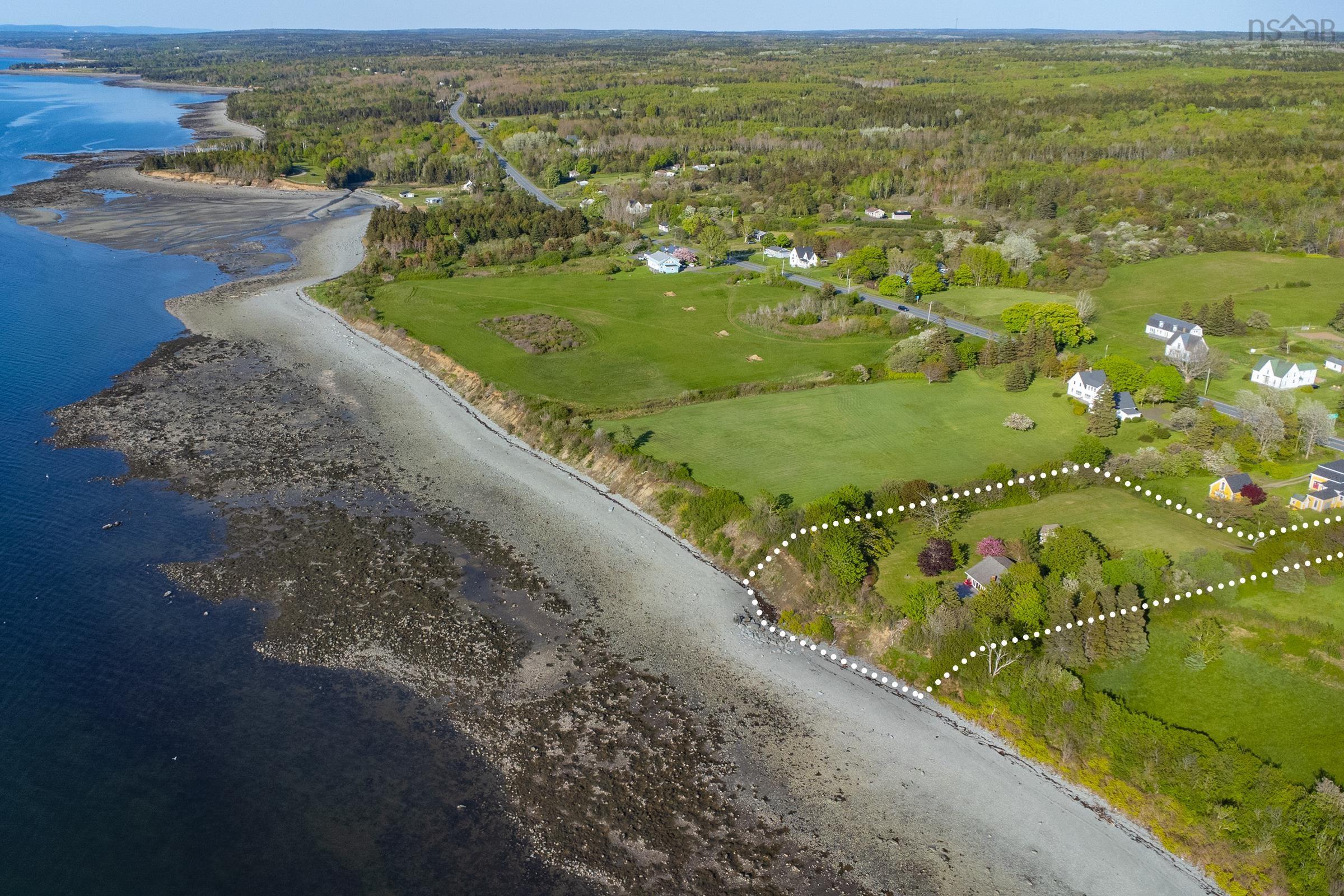 $476,900.00: 7215 Highway 101, Plympton