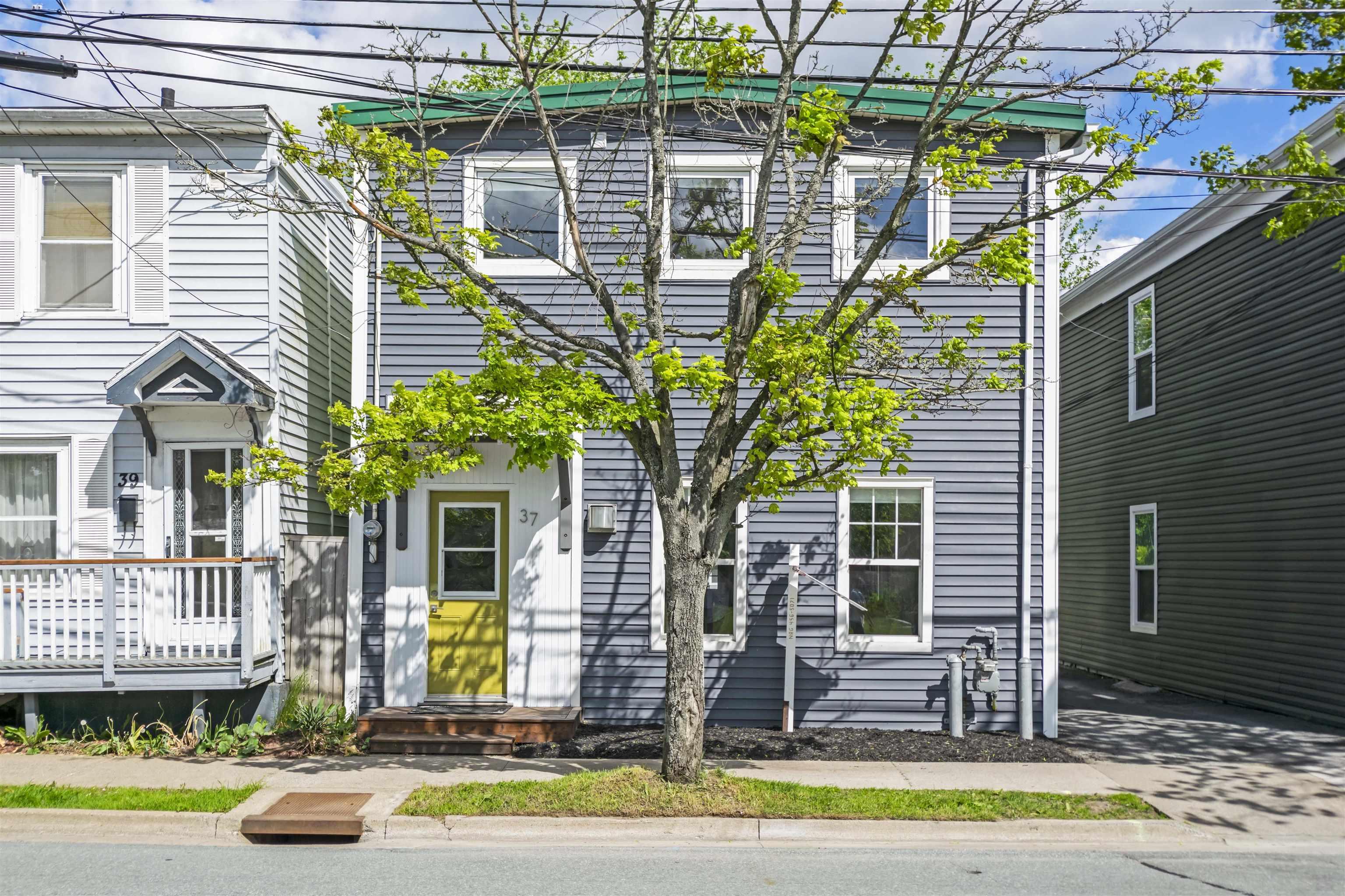 $599,900.00: 37 Prince Albert Road, Dartmouth