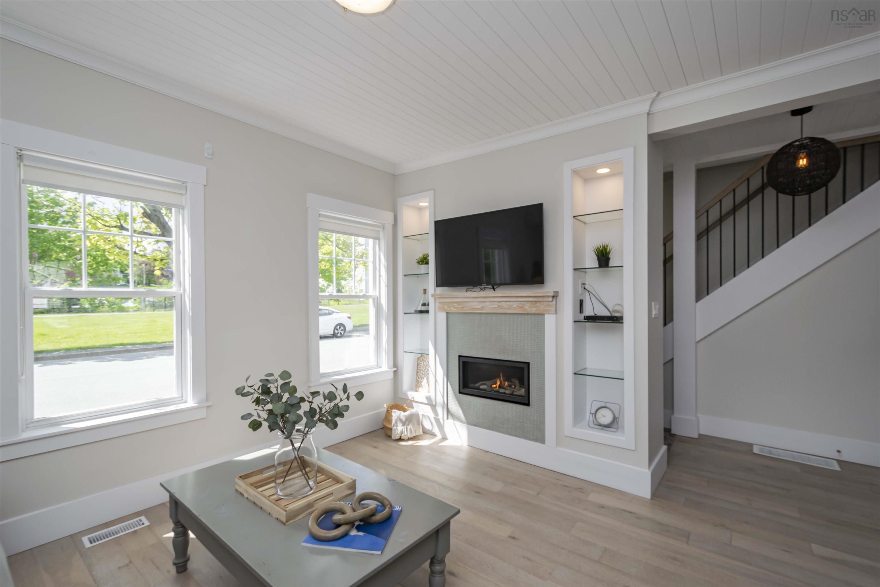 $599,900.00: 37 Prince Albert Road, Dartmouth
