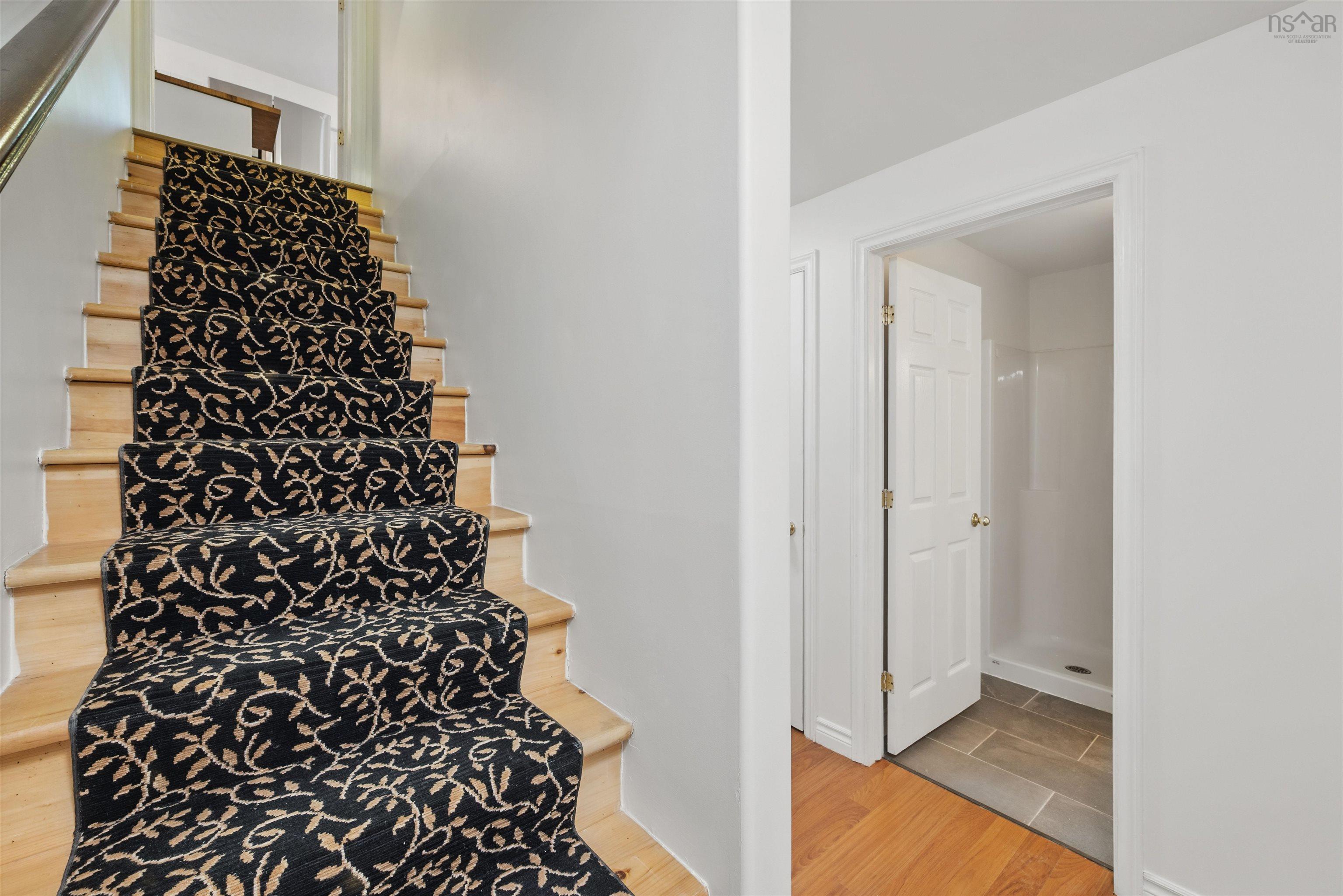 $749,000.00: 260 Nottingham Street, Bedford