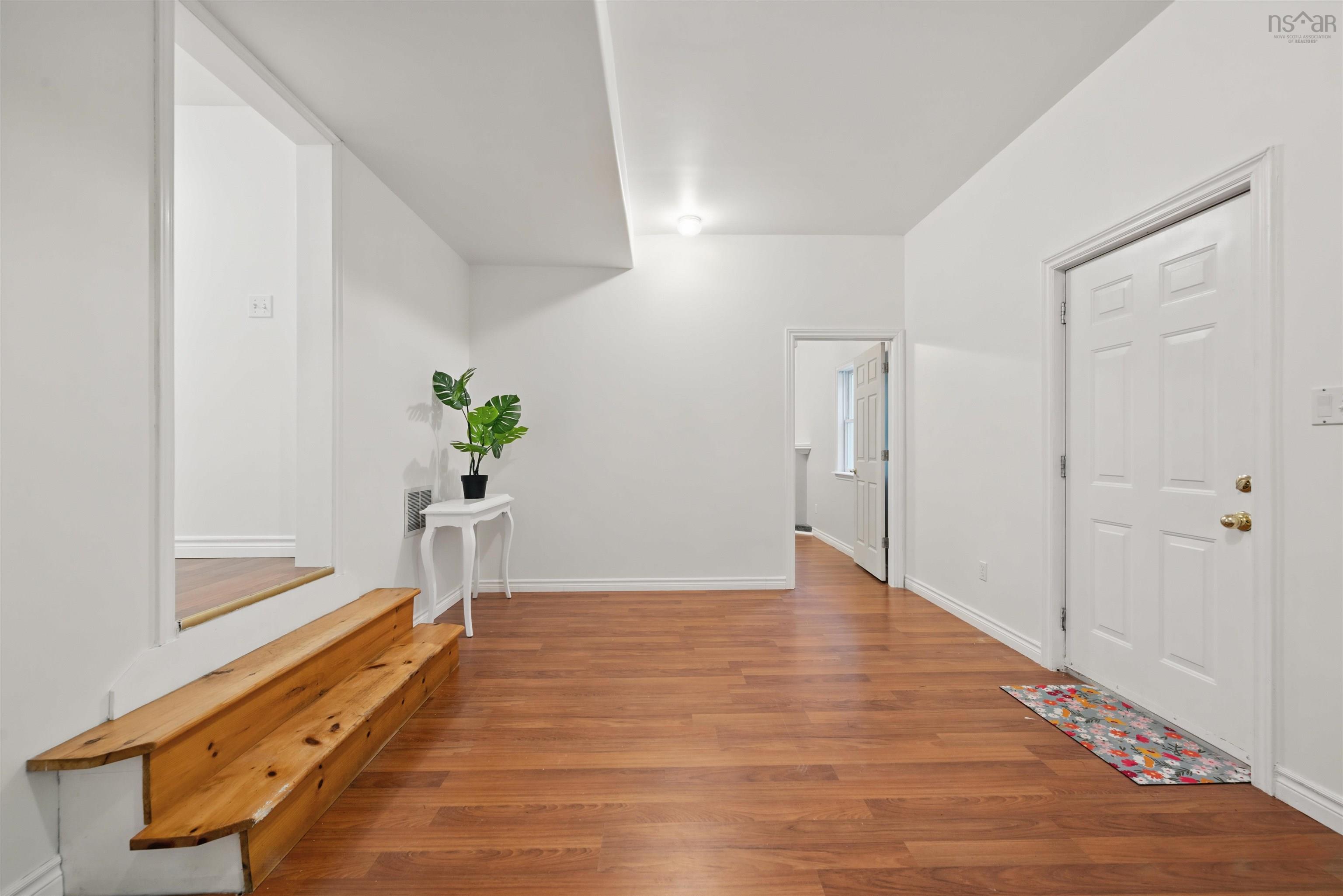 $749,000.00: 260 Nottingham Street, Bedford