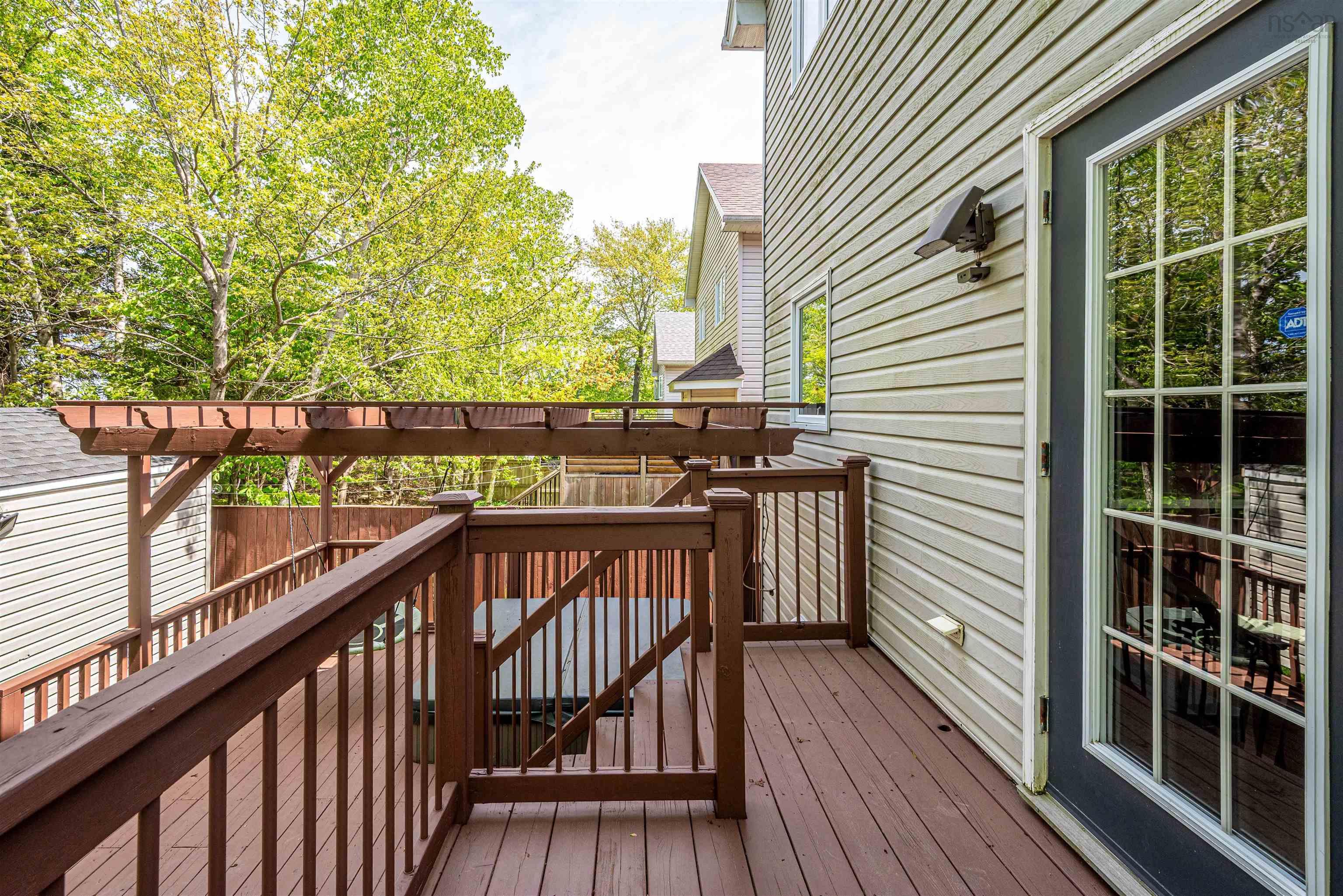 $609,900.00: 9 James Winfield Lane, Bedford