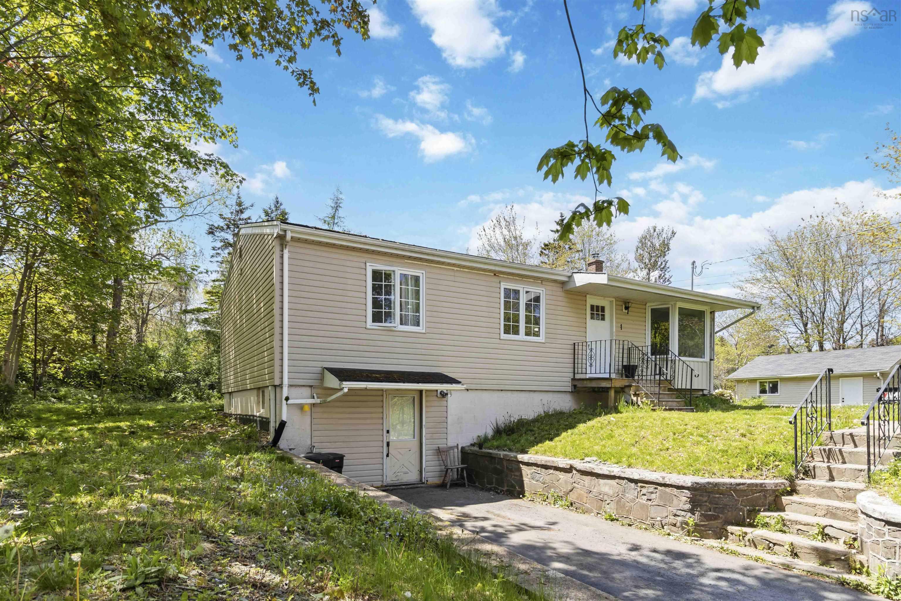 $379,900.00: 1 Lorne Drive, Westphal