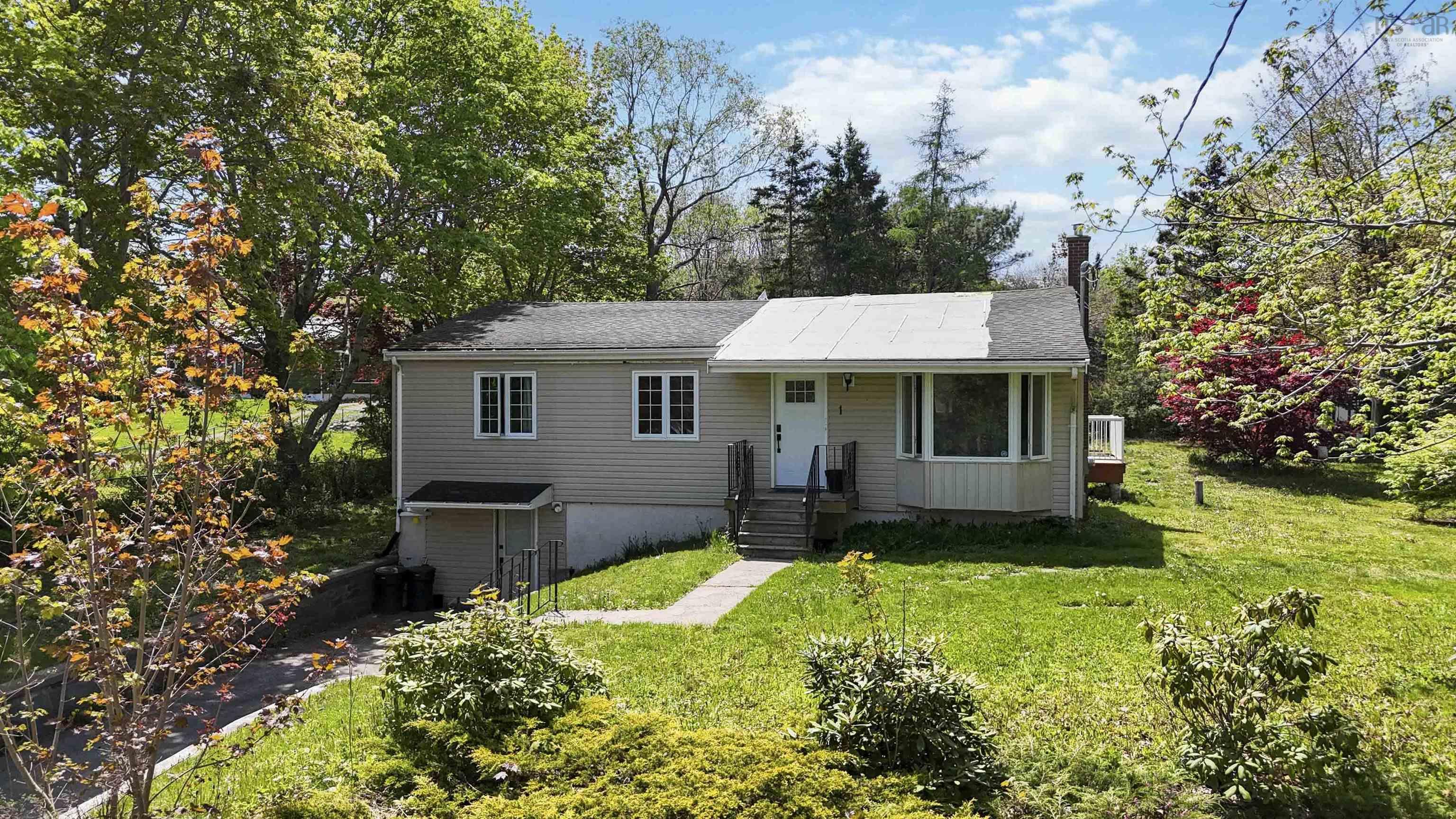$379,900.00: 1 Lorne Drive, Westphal