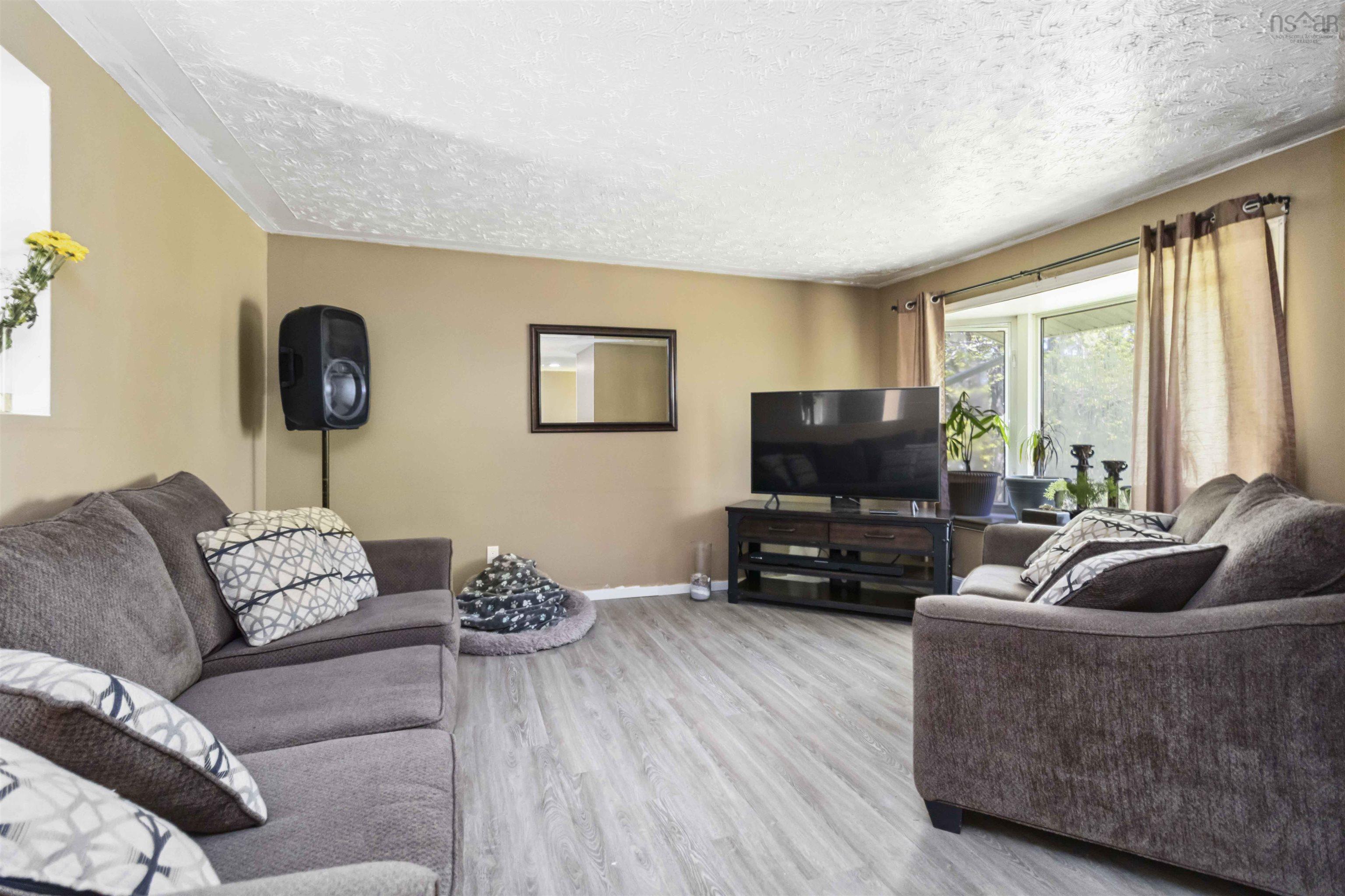 $379,900.00: 1 Lorne Drive, Westphal
