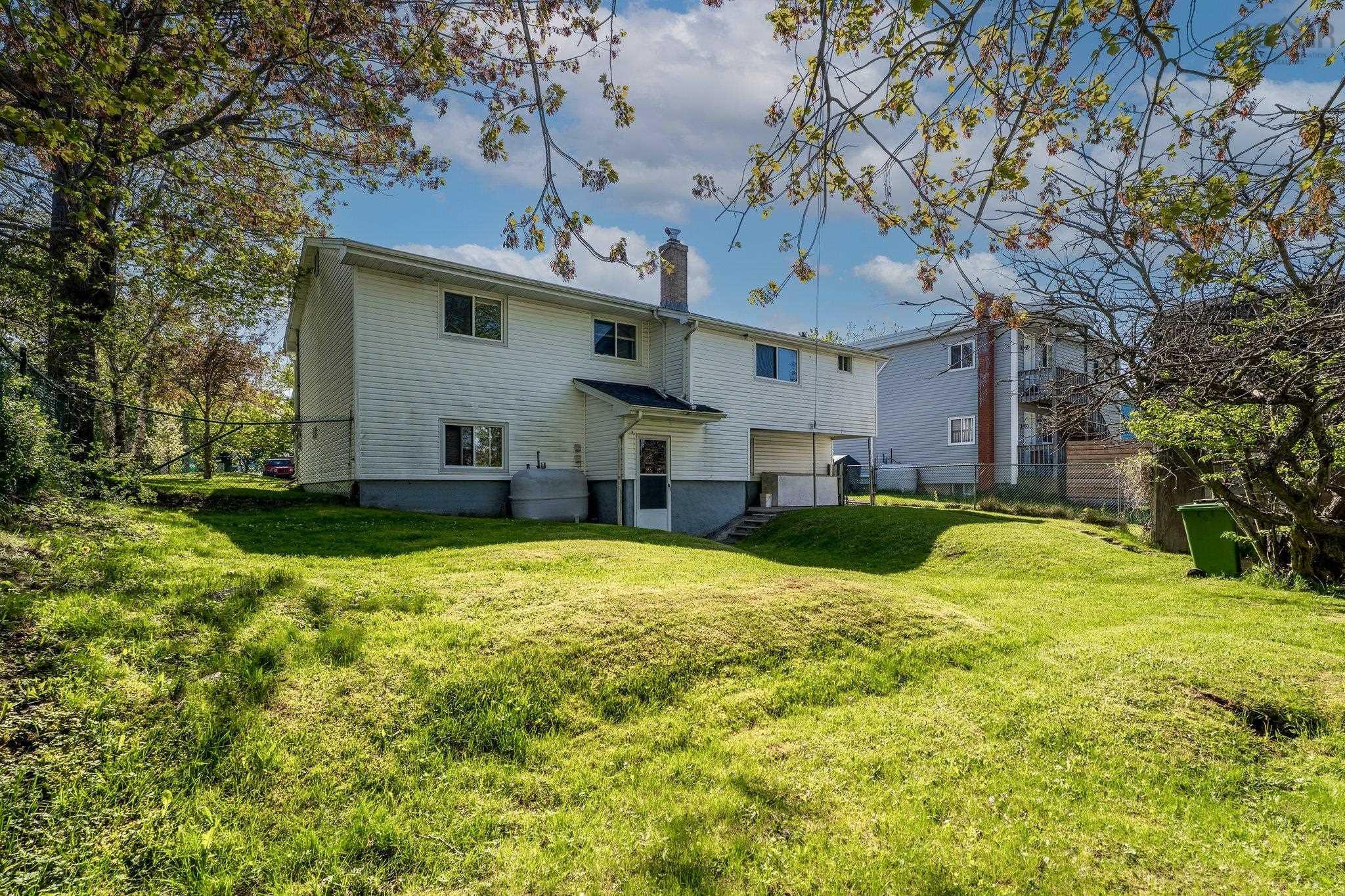 $539,000.00: 5 & 7 Kingsmere Court, Halifax