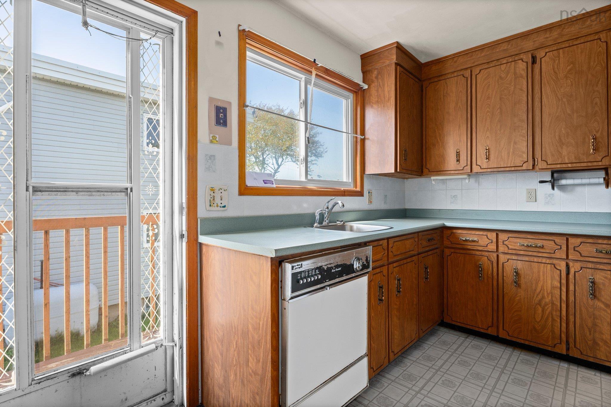 $539,000.00: 5 & 7 Kingsmere Court, Halifax