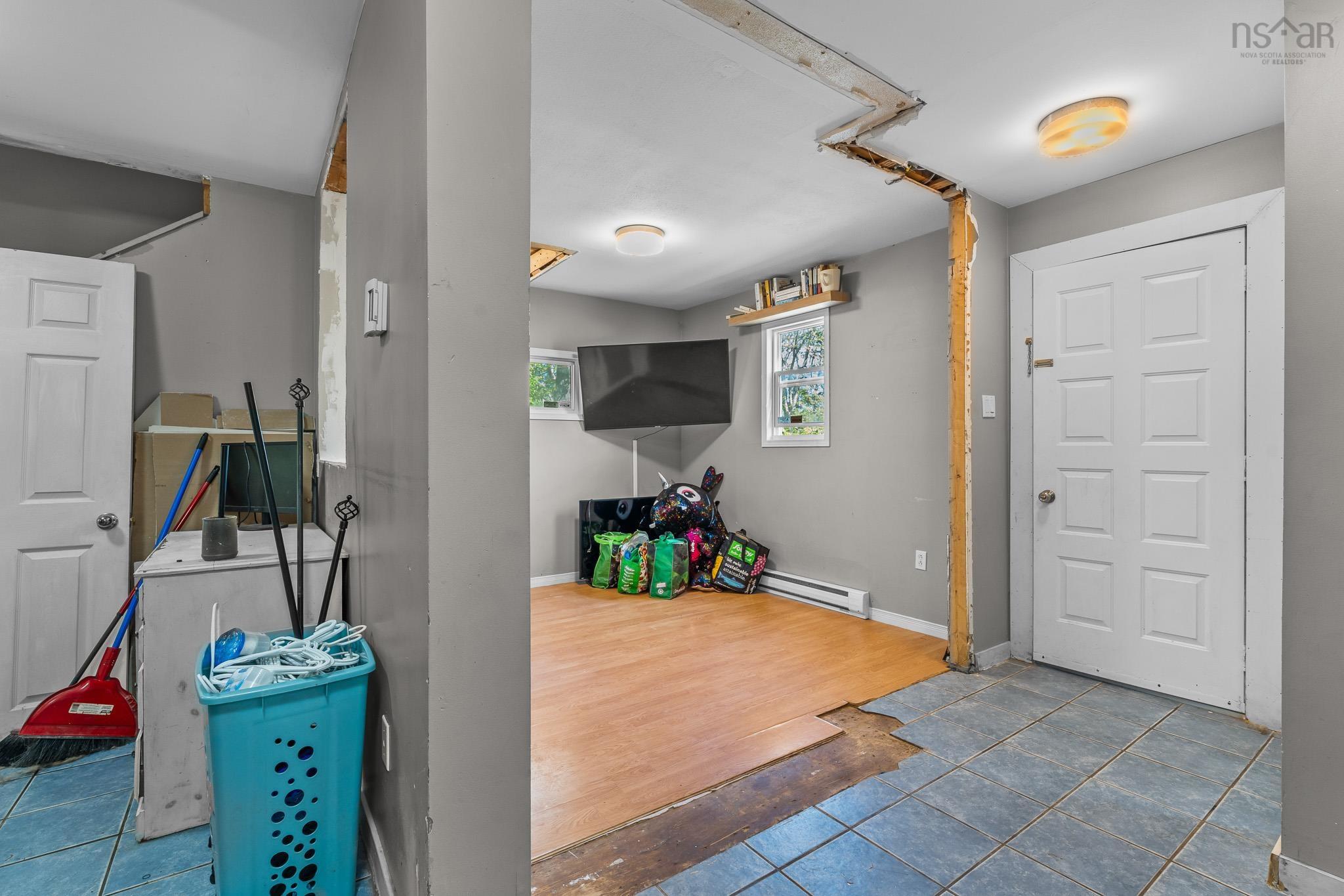 $299,900.00: 575 Herring Cove Road, Spryfield