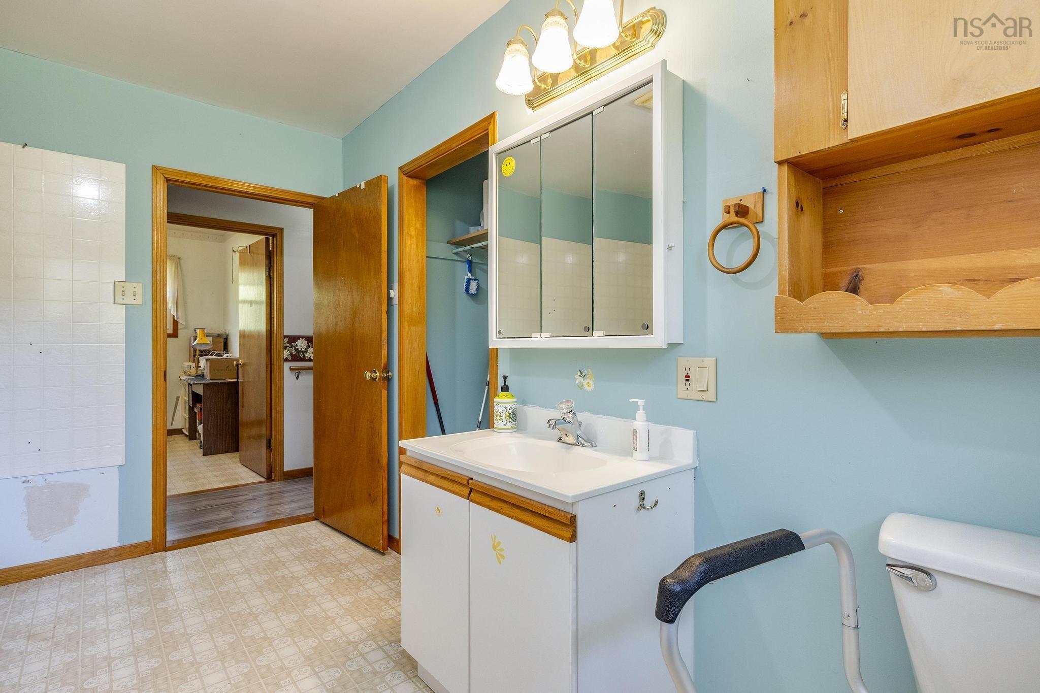 $369,000.00: 353 Parker Mountain Road, Granville Ferry