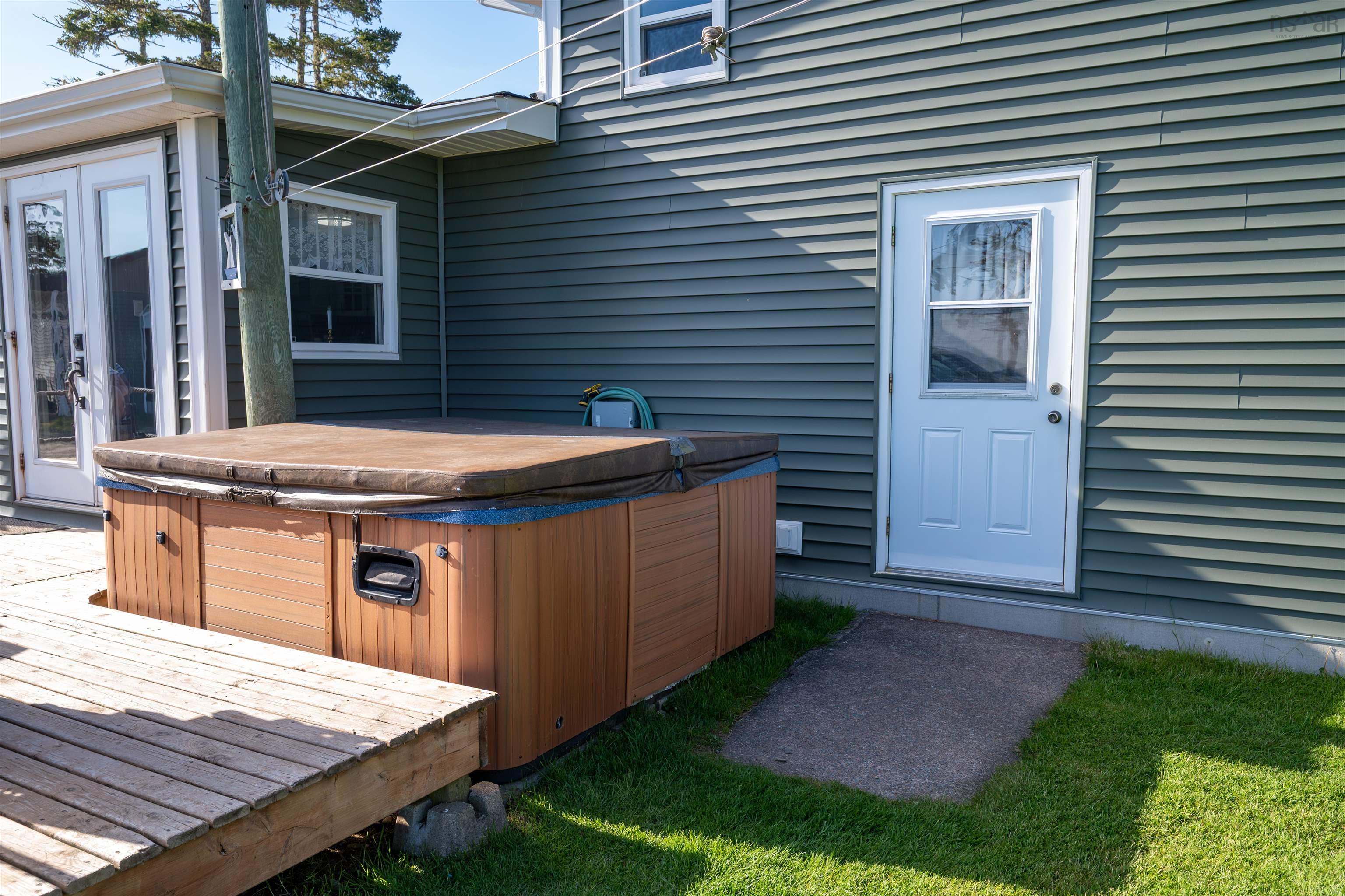 $649,900.00: 276 Passage Road, Watt Section