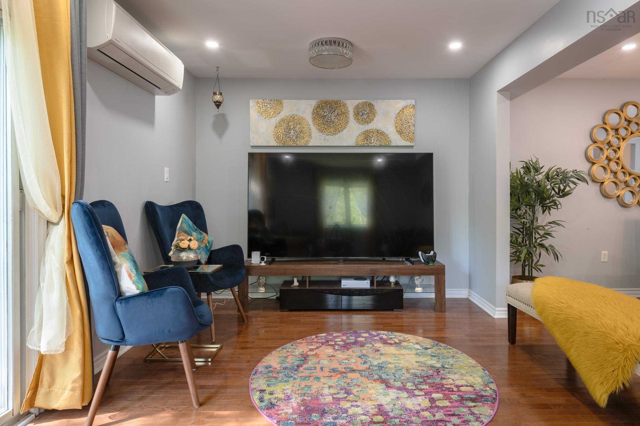 $575,000.00: 23 Moss Court, Halifax