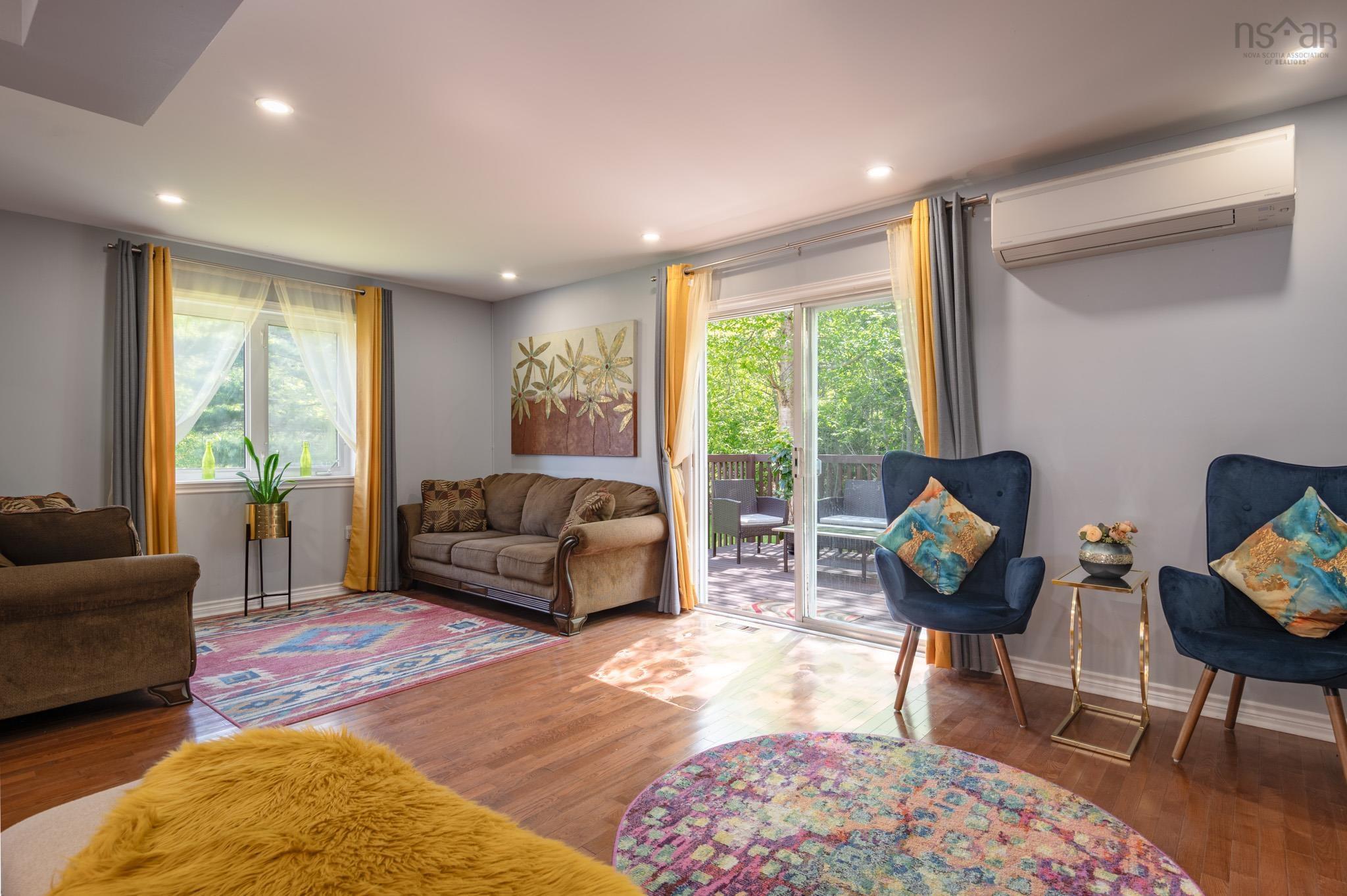 $575,000.00: 23 Moss Court, Halifax