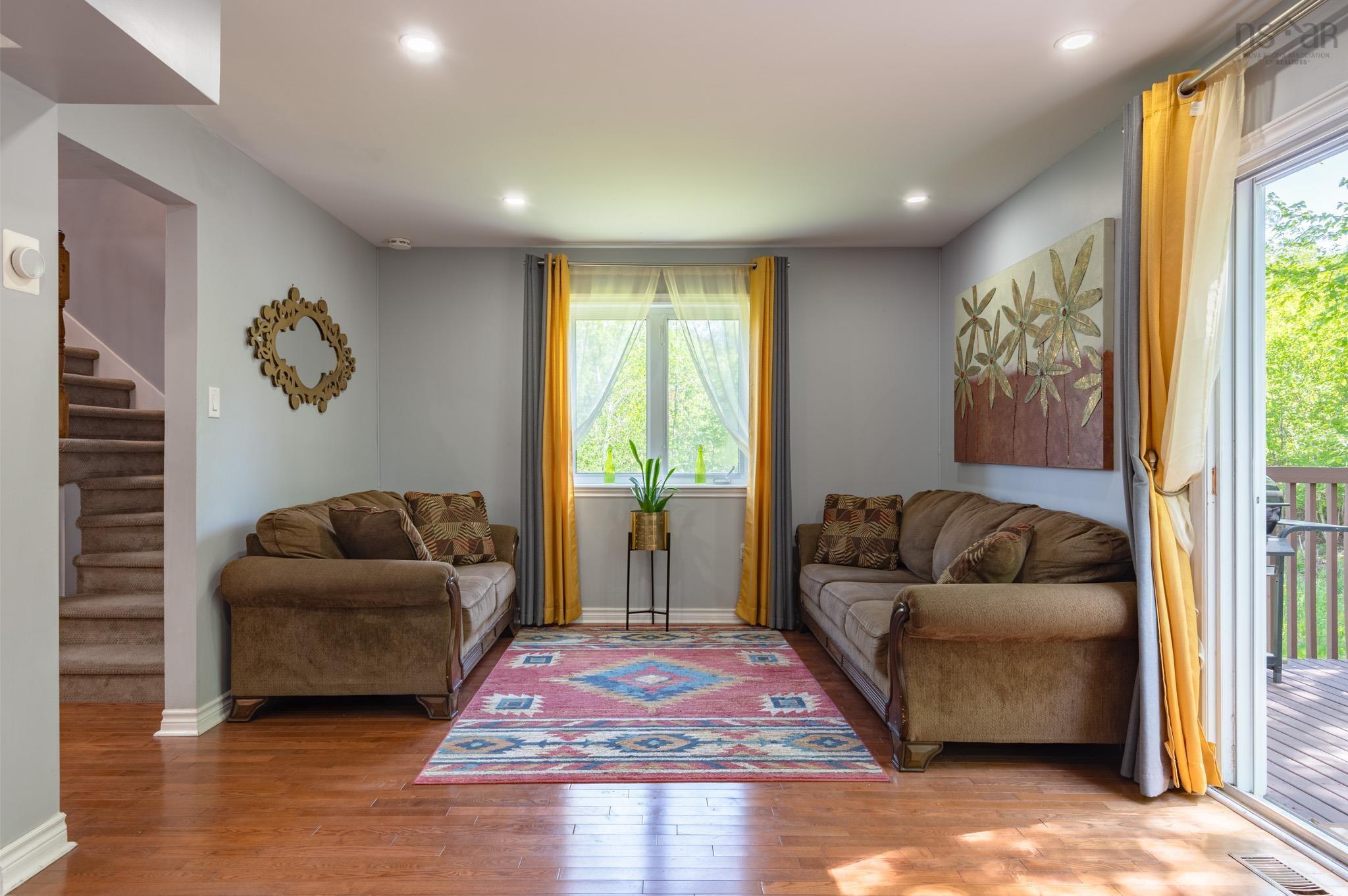 $575,000.00: 23 Moss Court, Halifax