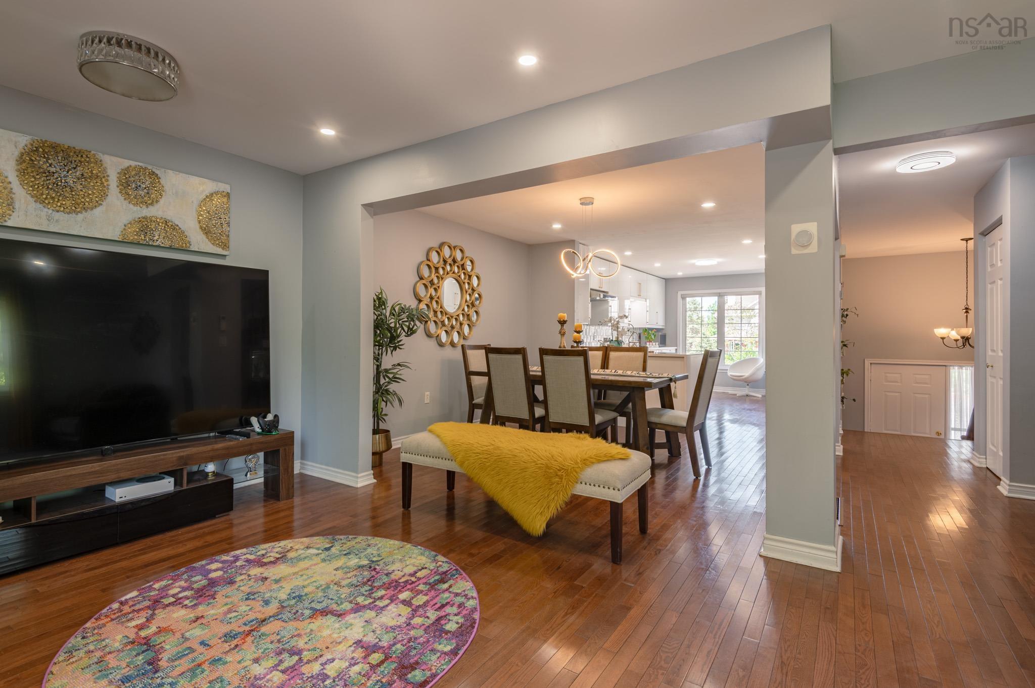 $575,000.00: 23 Moss Court, Halifax