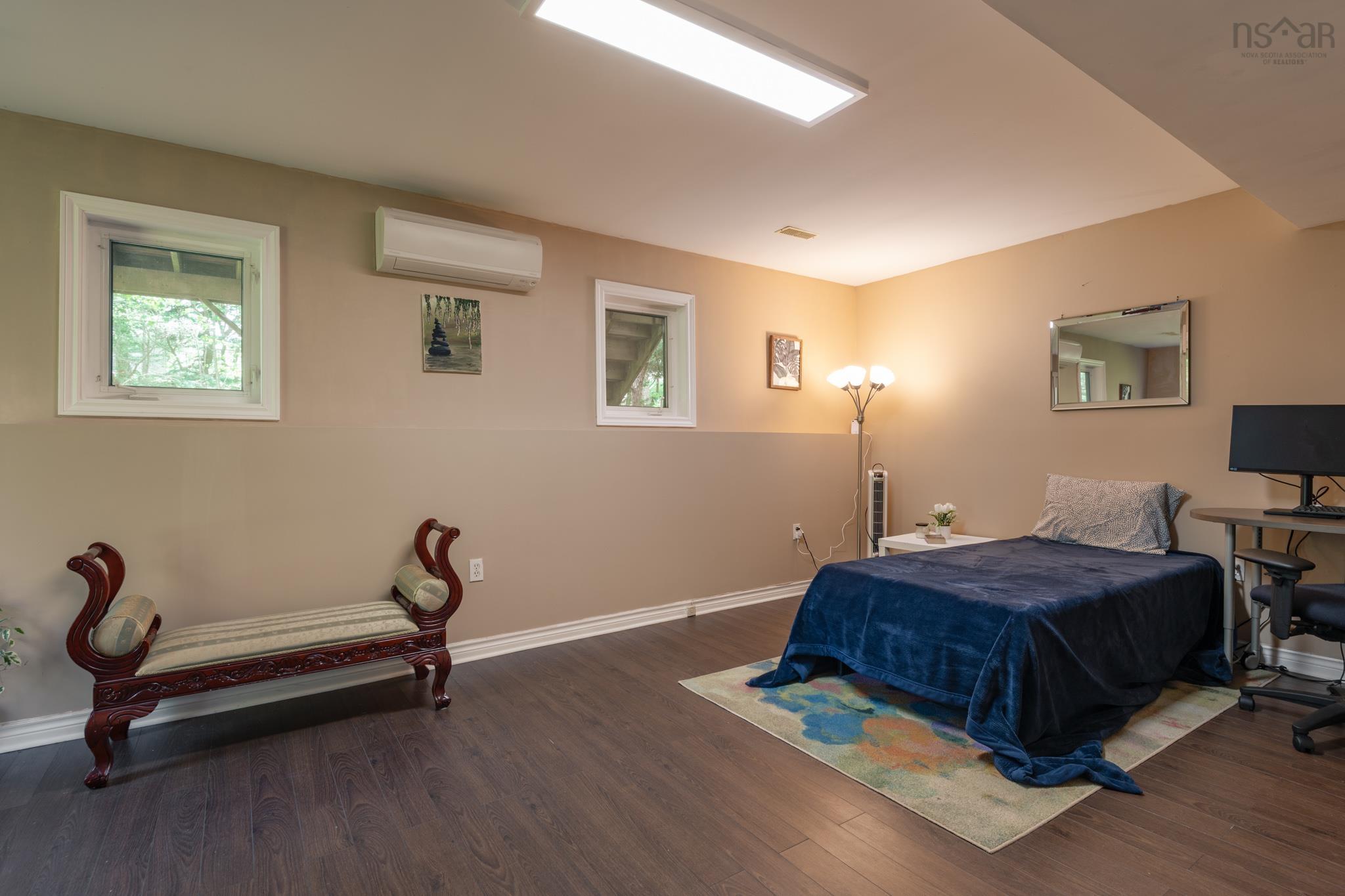 $575,000.00: 23 Moss Court, Halifax