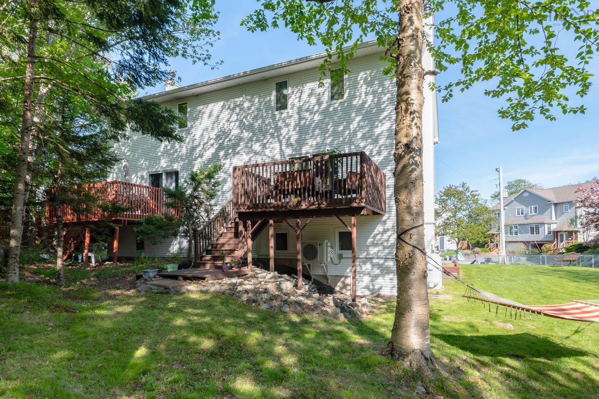 $575,000.00: 23 Moss Court, Halifax