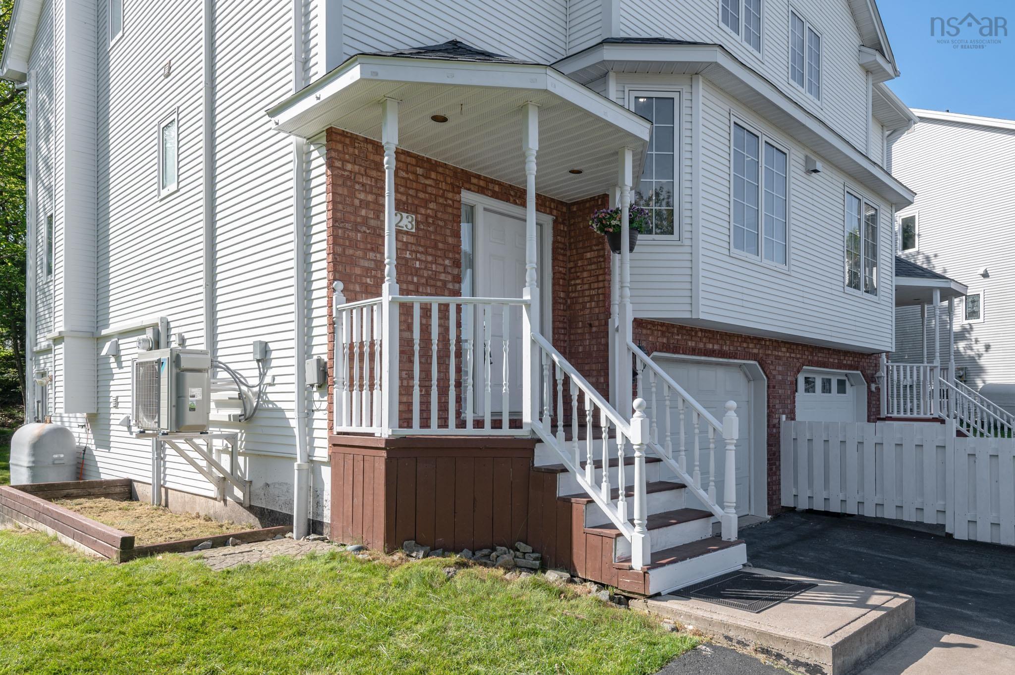 $575,000.00: 23 Moss Court, Halifax