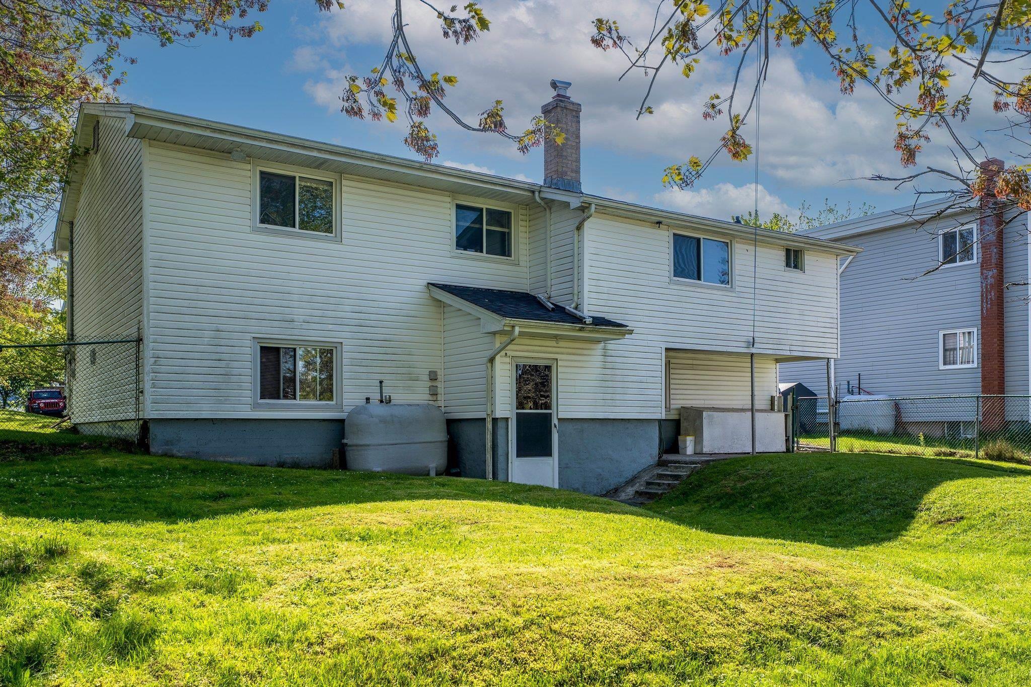 $539,000.00: 5 & 7 Kingsmere Court, Halifax