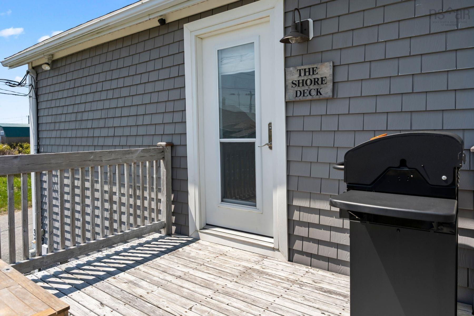 $799,900.00: 3291 Main Shore Road, Port Maitland