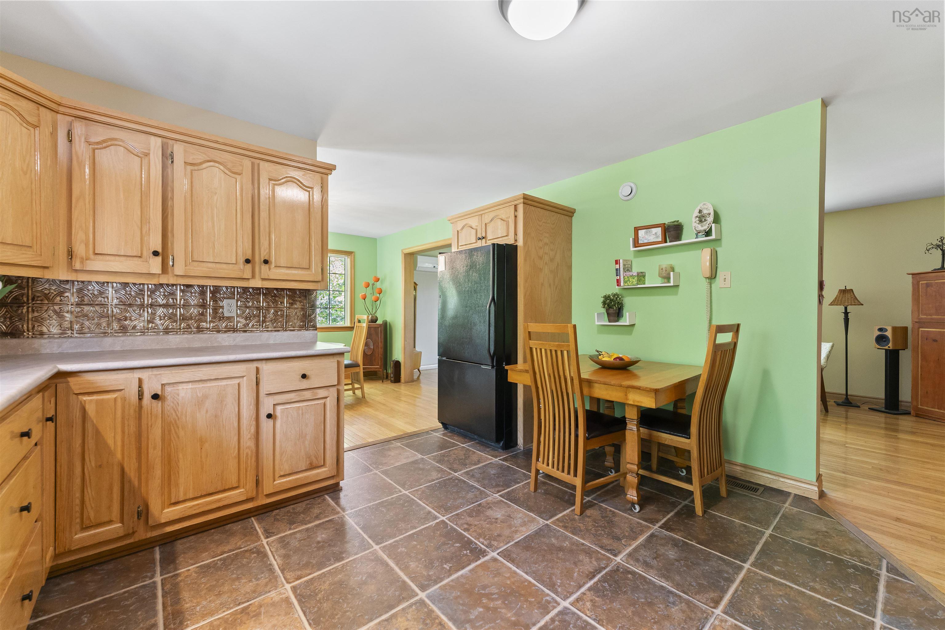$694,500.00: 19 Hudson Drive, Windsor Junction