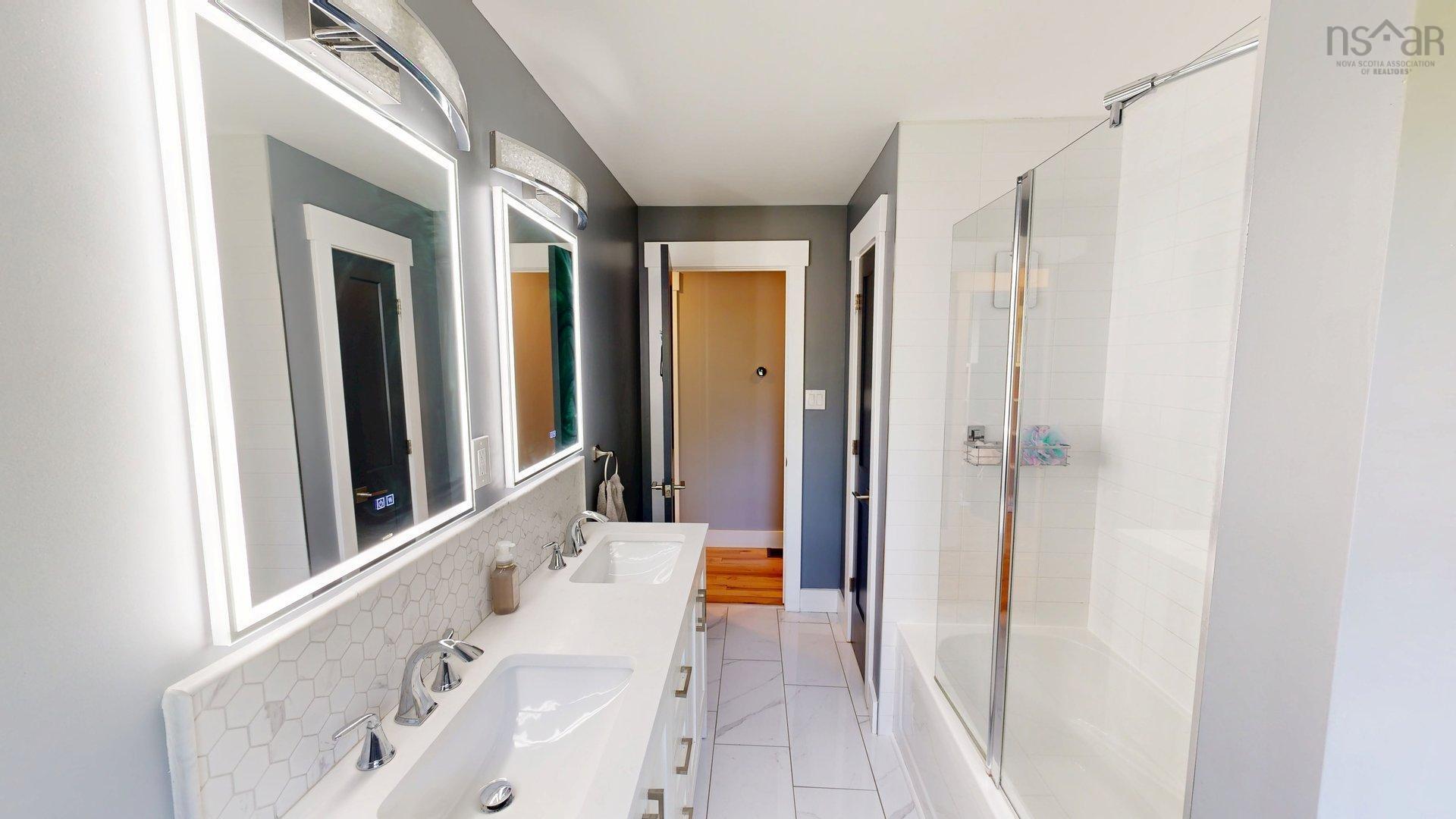$574,900.00: 35 Smith Avenue, Cole Harbour
